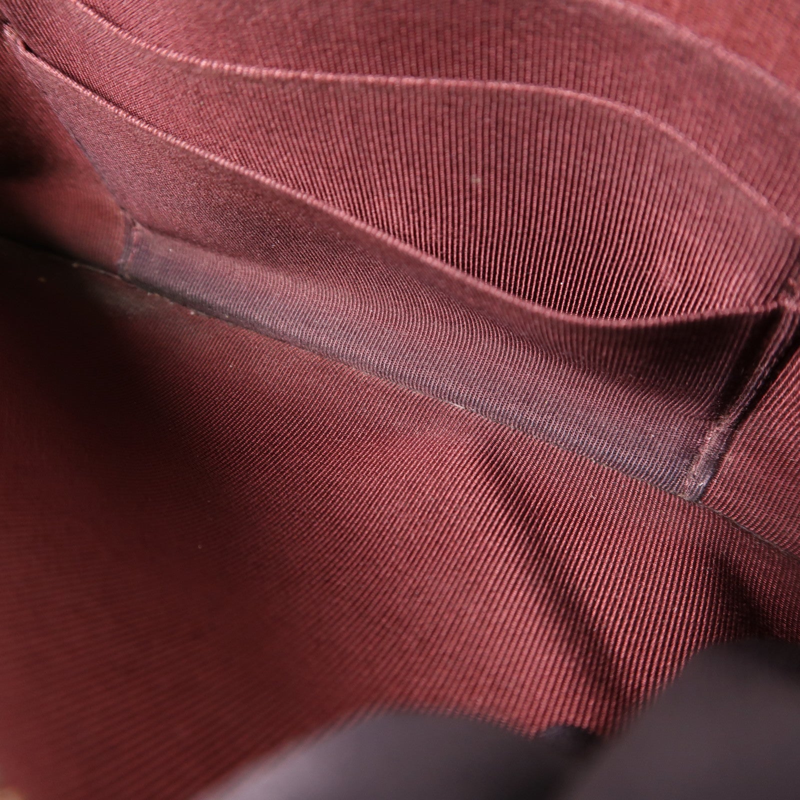 CHANEL 牛皮皮革Chain Shoulder Bag金扣鏈帶肩背袋