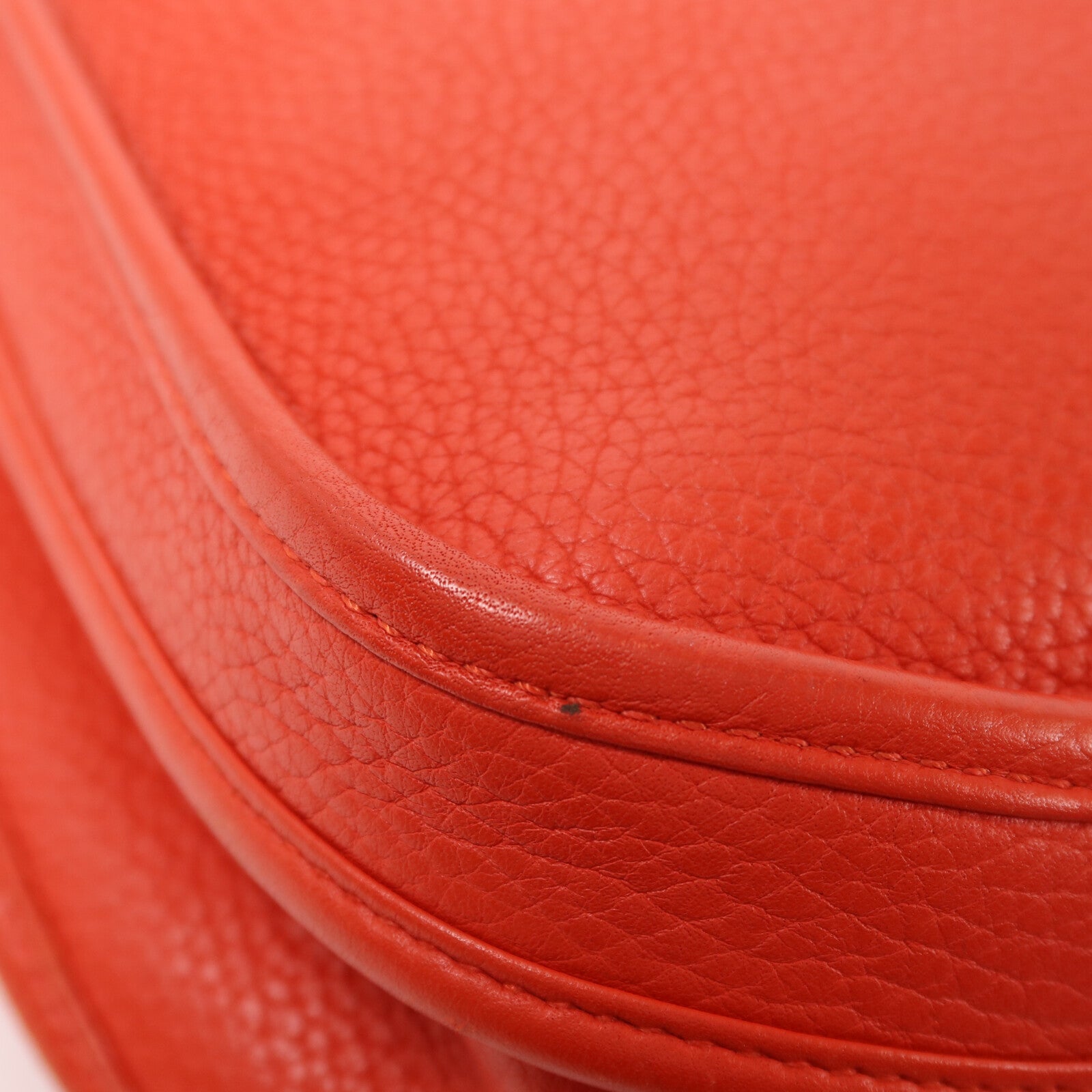 HERMES Clemence皮革Evelyne PM肩背袋Rouge Tomate