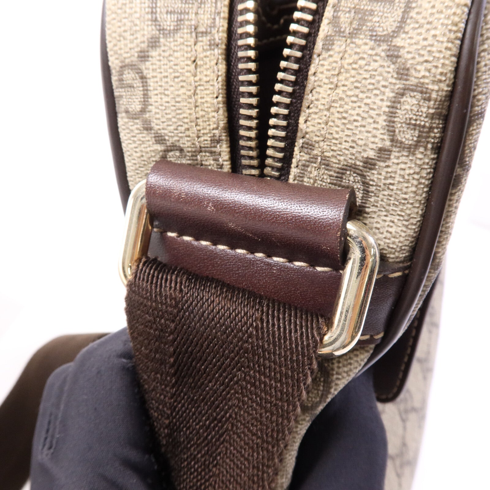 GUCCI 塗層帆布Shoulder Bag金扣肩背袋