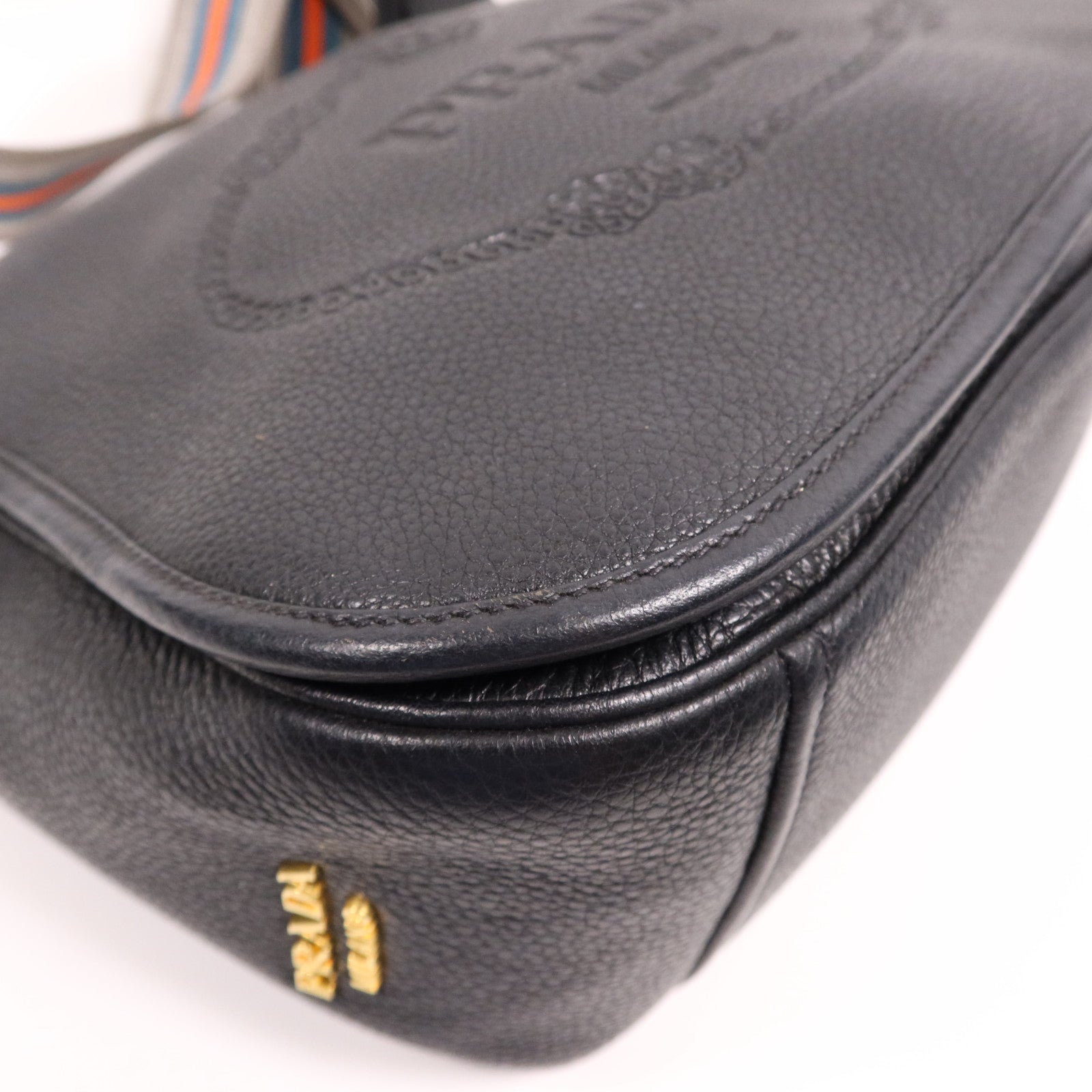 PRADA 牛皮皮革Shoulder Bag金扣肩背袋