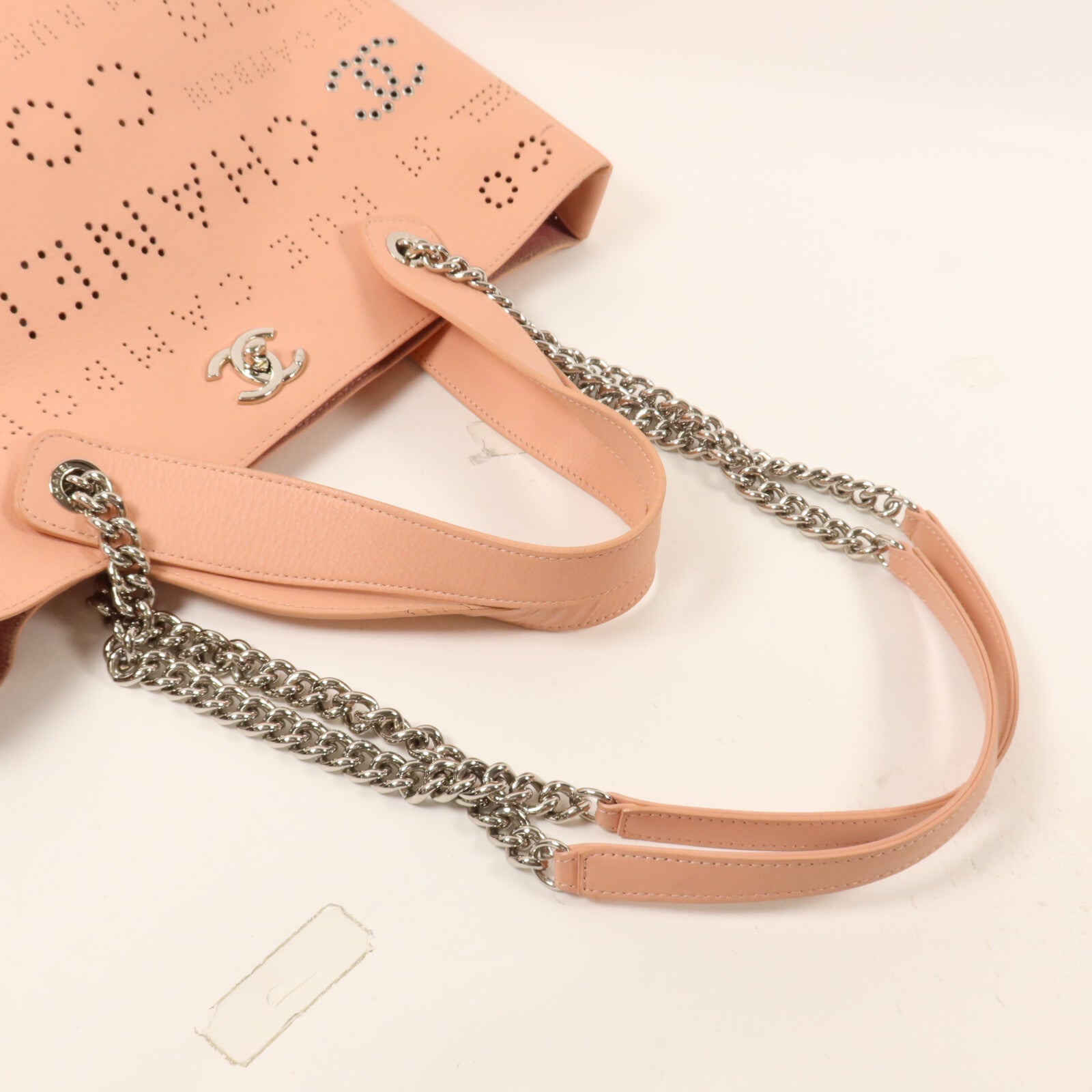 CHANEL 牛皮皮革Logo Eyelets Perforated Tote鏈帶手挽肩背兩用袋