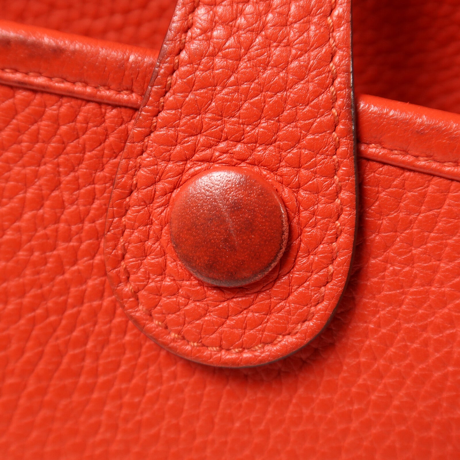 HERMES Clemence皮革Evelyne PM肩背袋Rouge Tomate