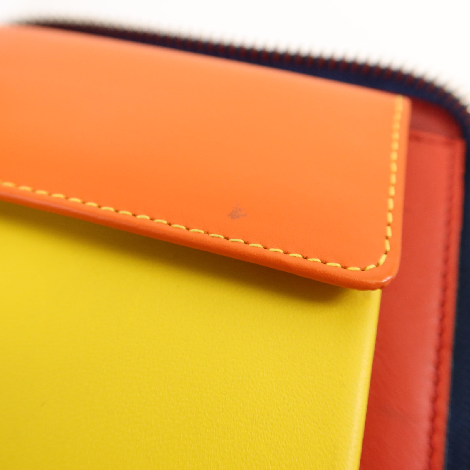 LOEWE 【激減優惠】牛皮皮革Round Wallet銀扣錢包