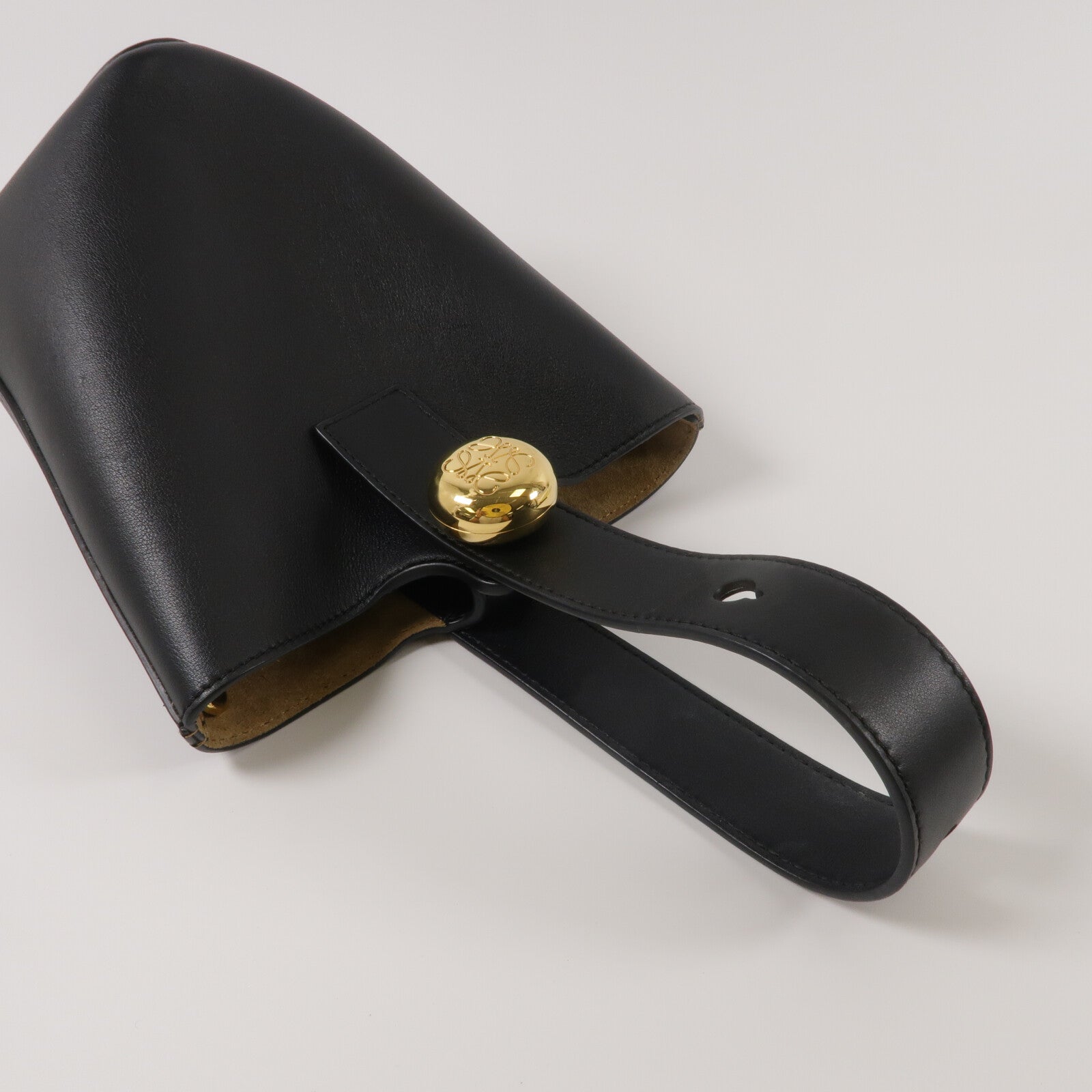 LOEWE 牛皮皮革Mini Pebble Bucket Bag手挽肩背兩用袋
