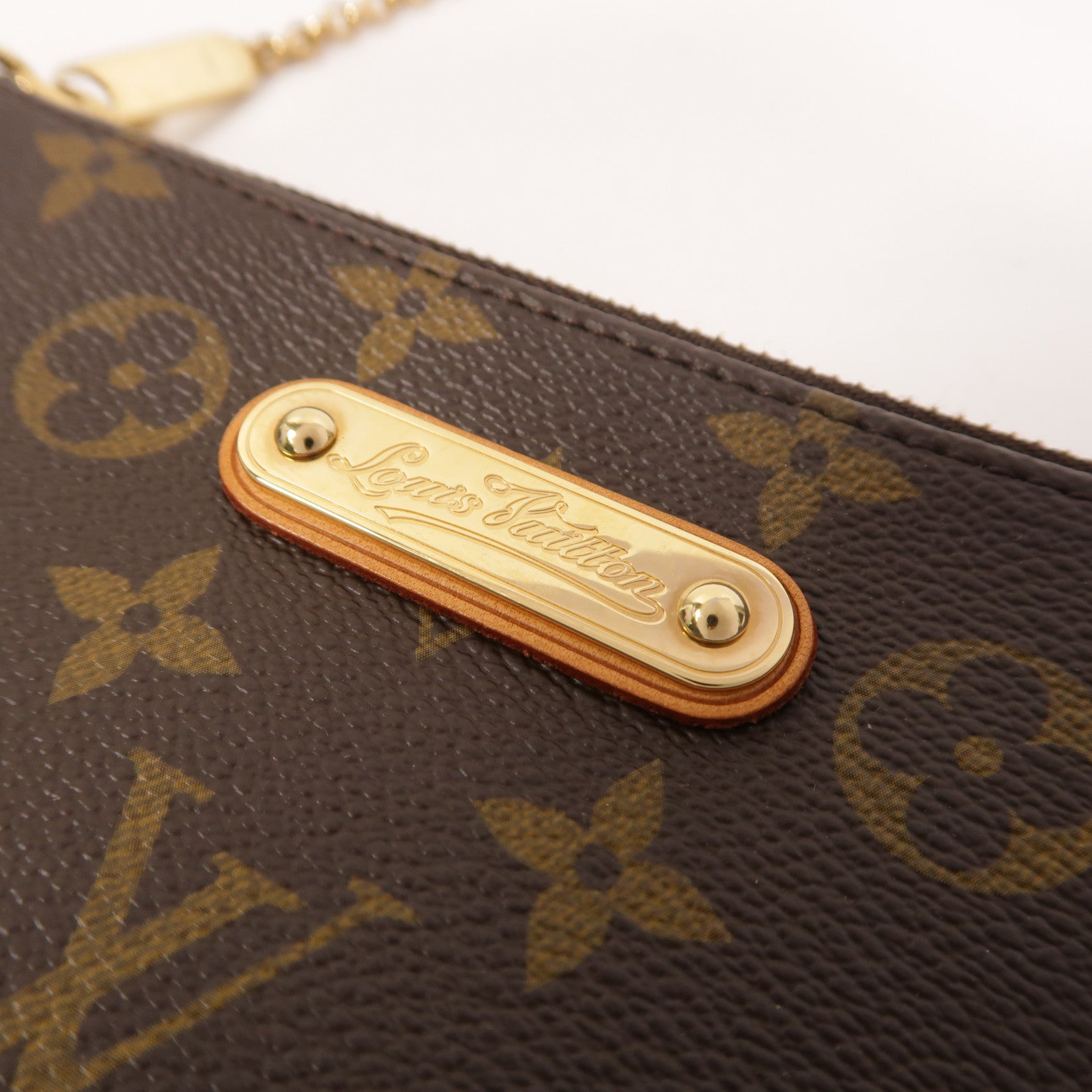 LOUIS VUITTON Monogram Pochette Milla MM金扣鏈帶肩背袋