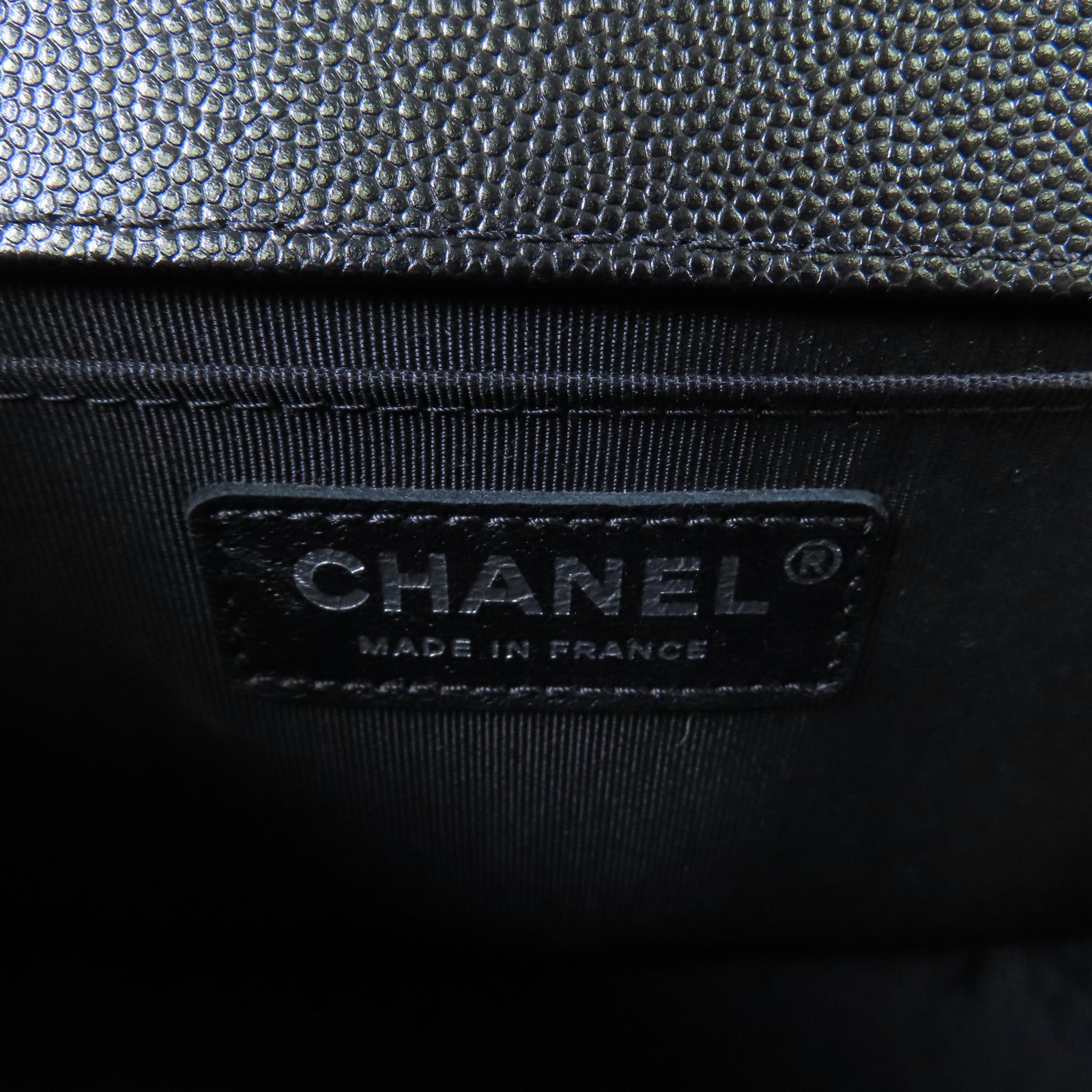 CHANEL 牛皮皮革Boy 25銀扣鏈帶肩背袋