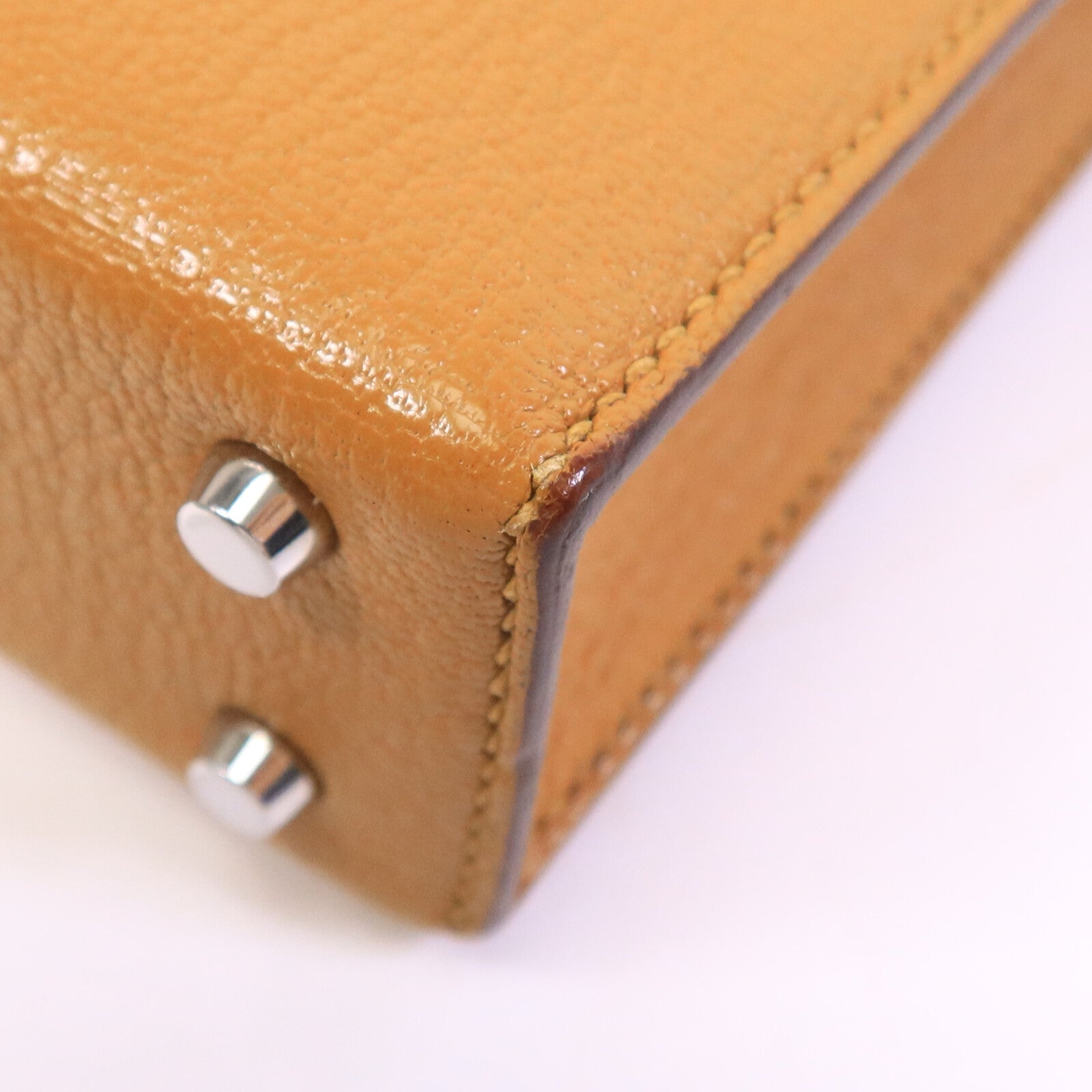 HERMES Chevre皮革Verrou Mini肩背袋Caramel