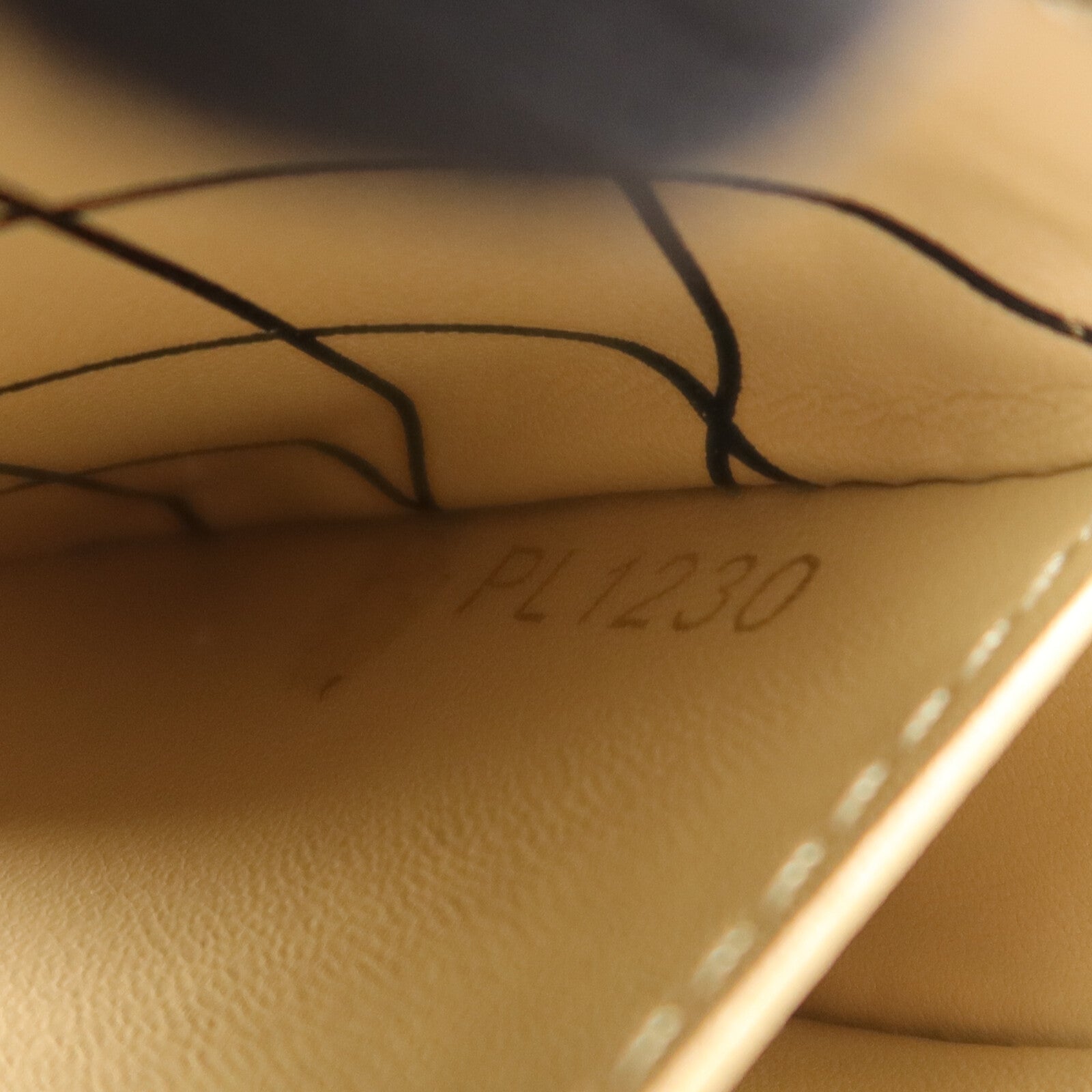 LOUIS VUITTON Monogram Vertical Trunk鏈帶肩背袋