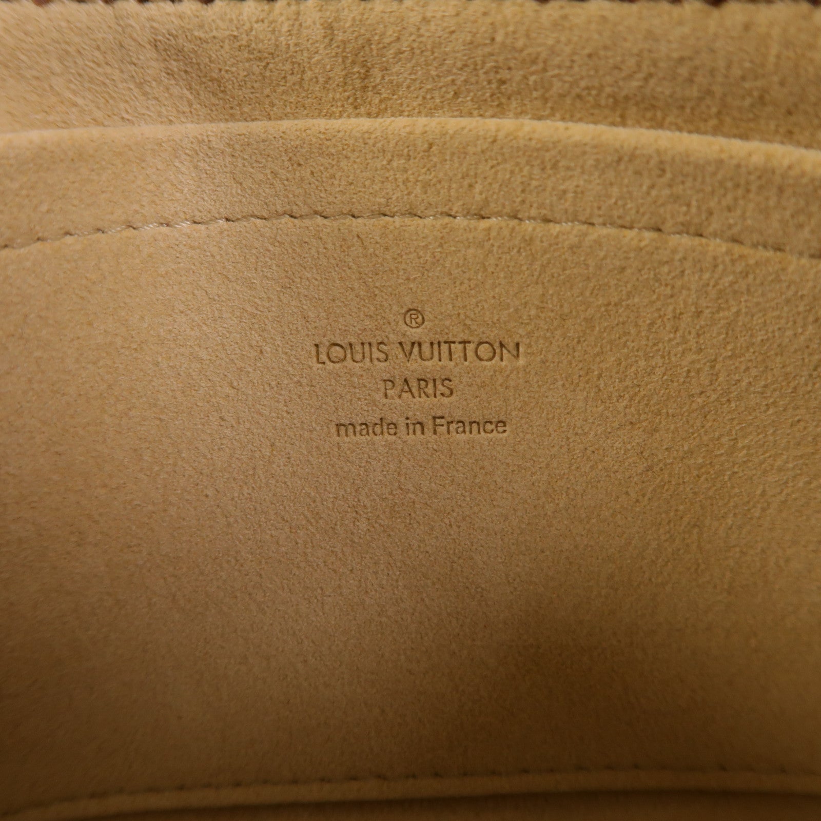 LOUIS VUITTON Monogram Pochette Milla MM金扣鏈帶肩背袋