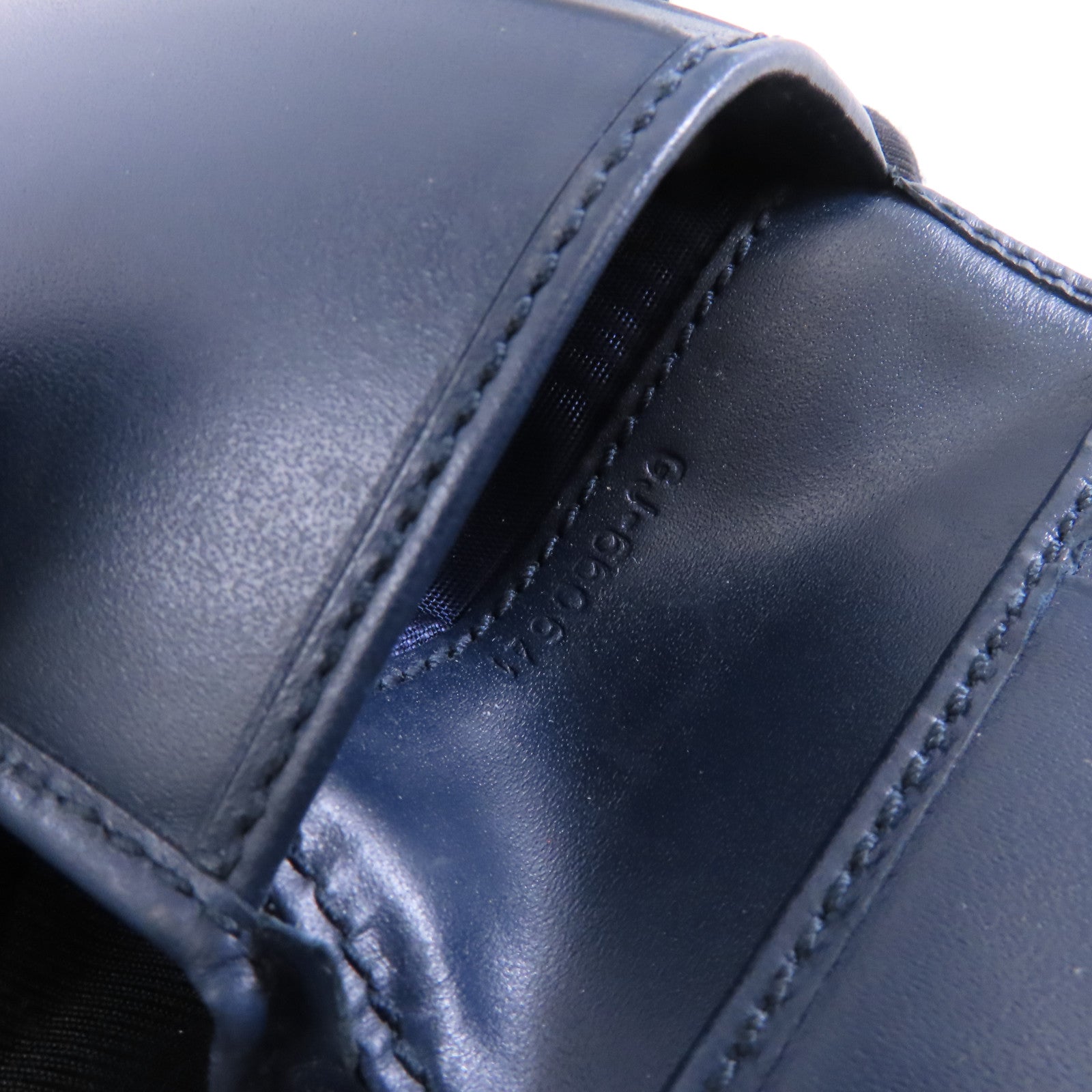 Salvatore Ferragamo 【激減優惠】牛皮皮革Wallet錢包藍色