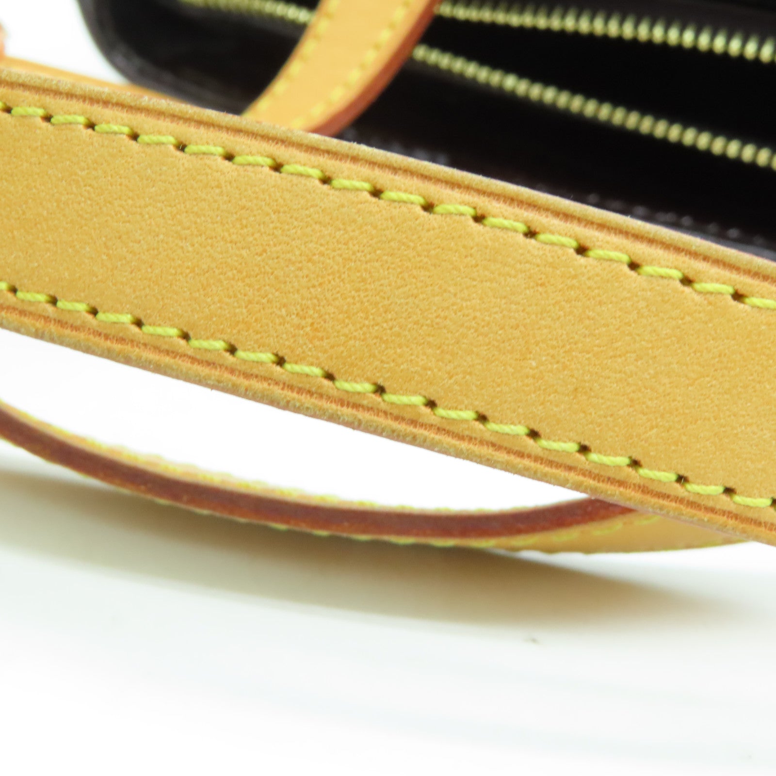 LOUIS VUITTON Monogram Vernis Houston gold buckle handle bag purple