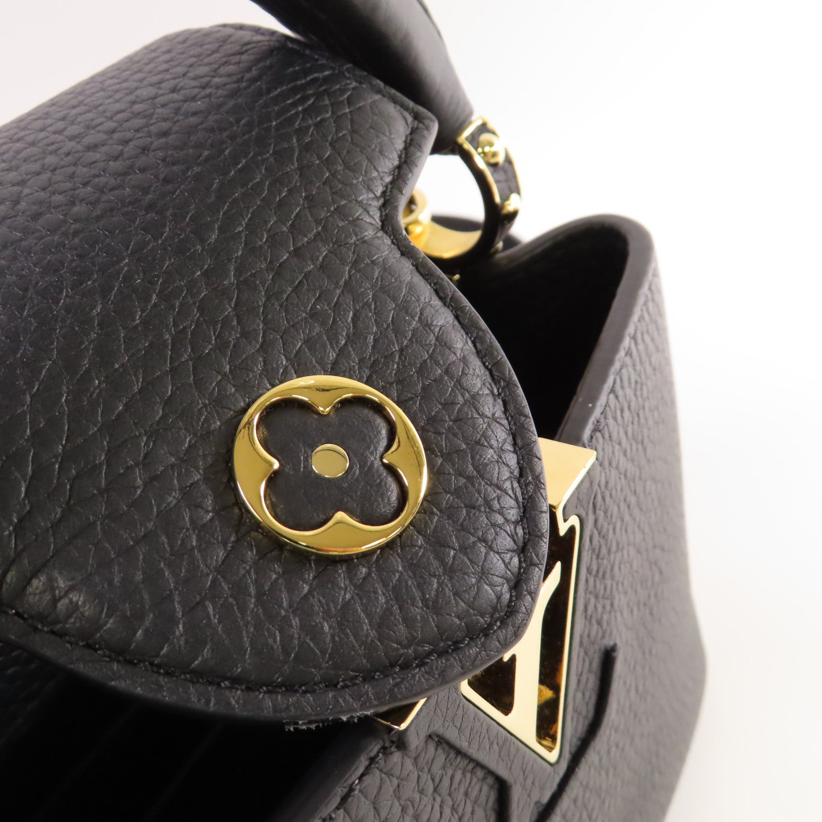 LOUIS VUITTON 【激減優惠】Taurillon Leather Capucines Mini 2Way Shoulder Bag金扣手挽肩背兩用袋黑色