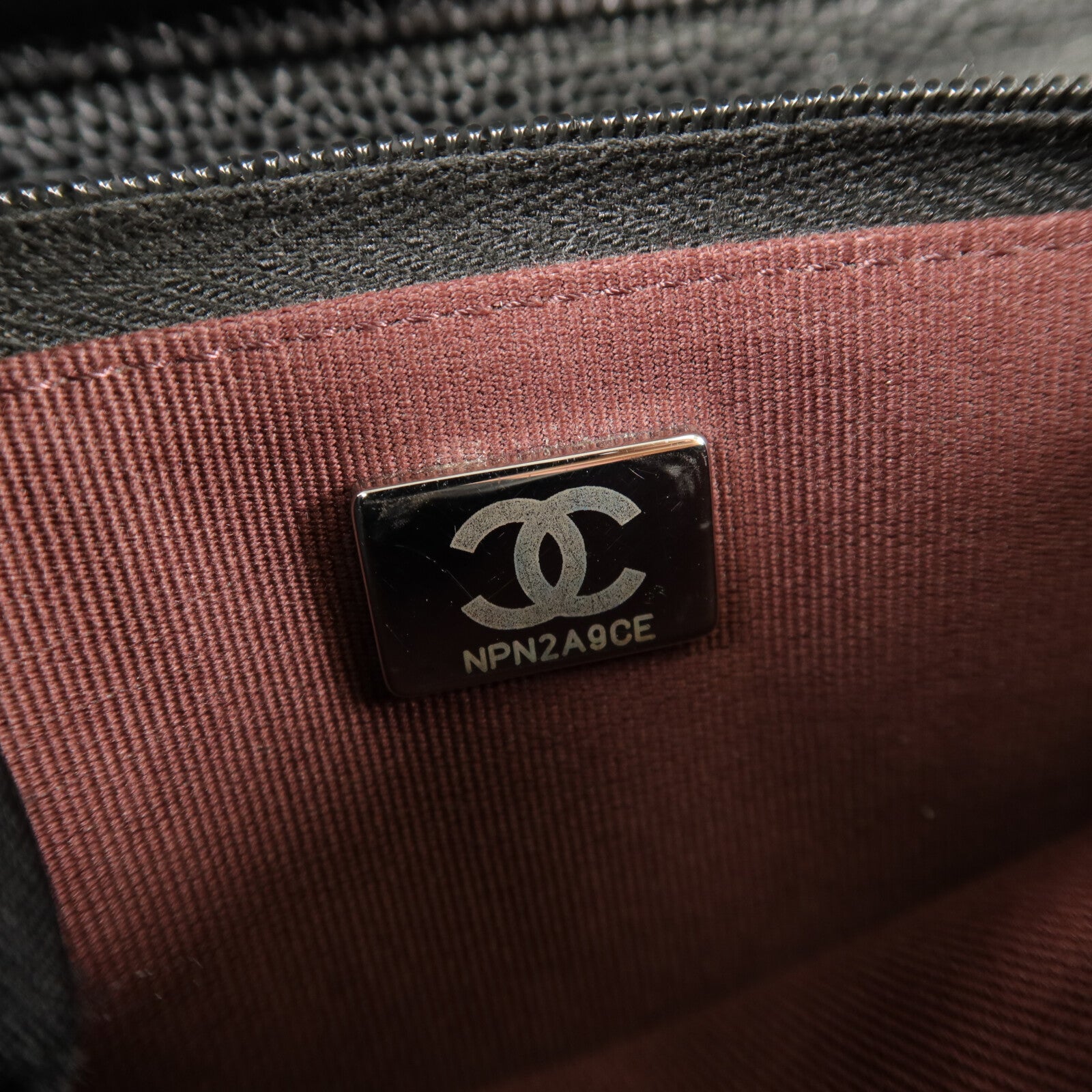 CHANEL 牛皮皮革WOC Wallet On Chain鏈帶肩背袋