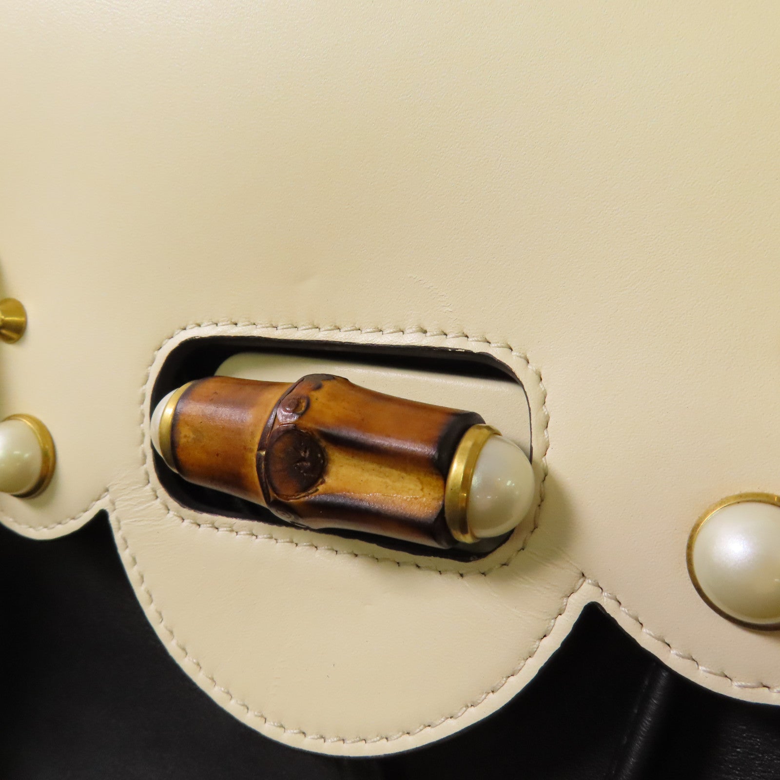 GUCCI 牛皮皮革Backpack金扣背包