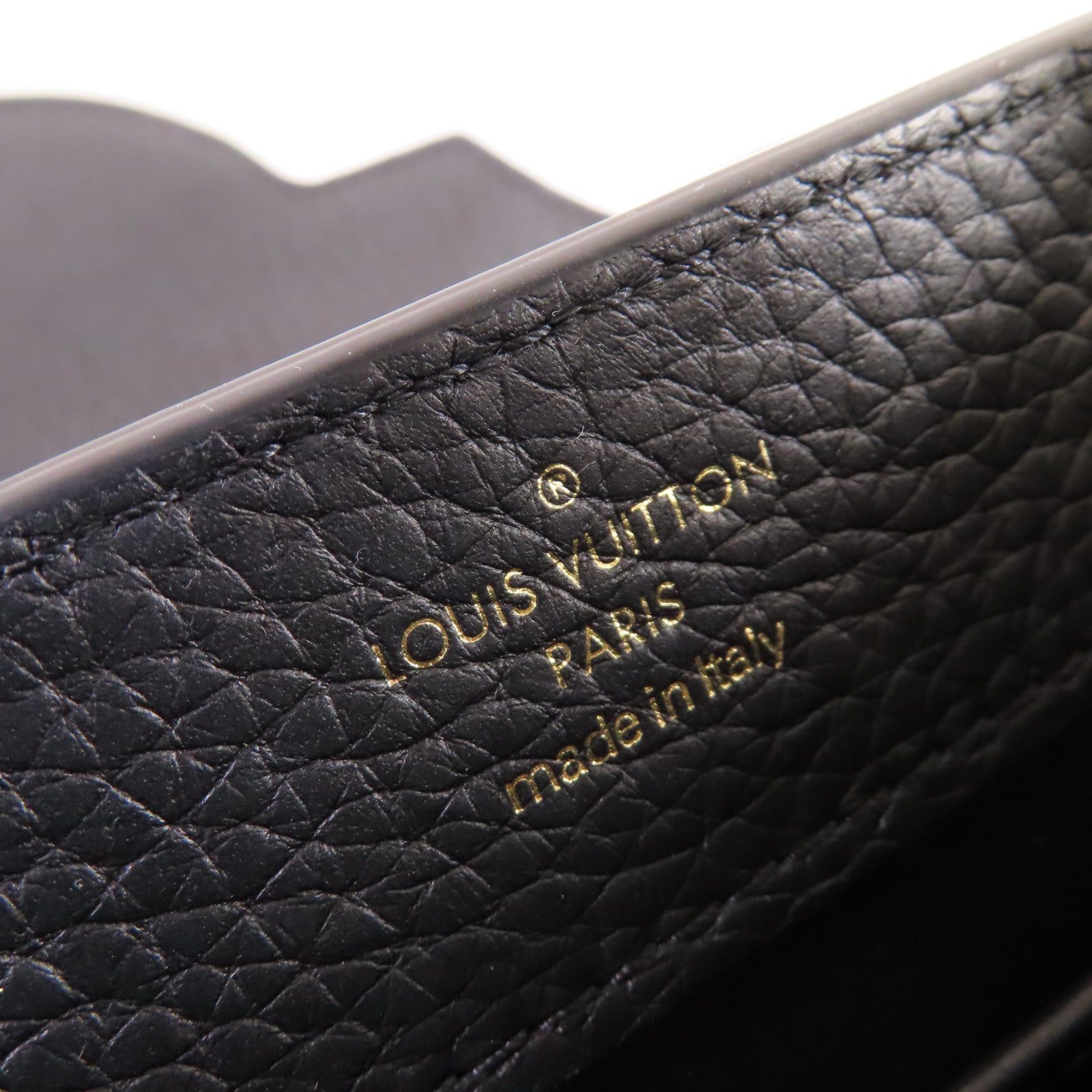 LOUIS VUITTON 【激減優惠】Taurillon Leather Capucines Mini 2Way Shoulder Bag金扣手挽肩背兩用袋黑色