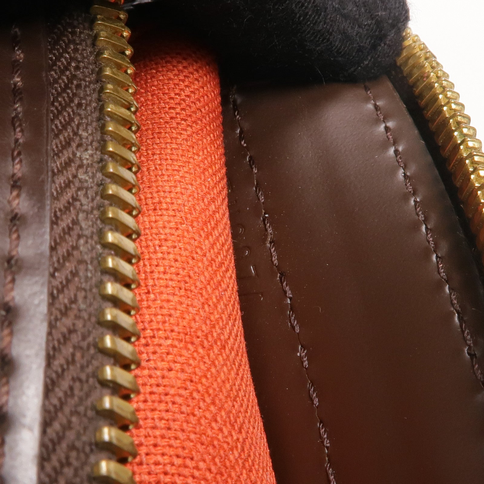 LOUIS VUITTON Damier Chelsea金扣手挽袋/肩背袋