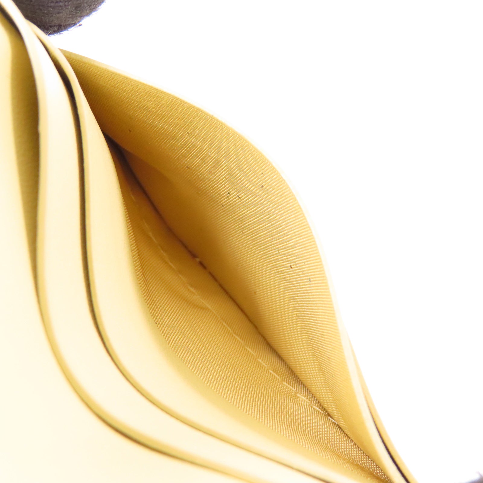 BOTTEGA VENETA Wallet Calfskin Leather Beige