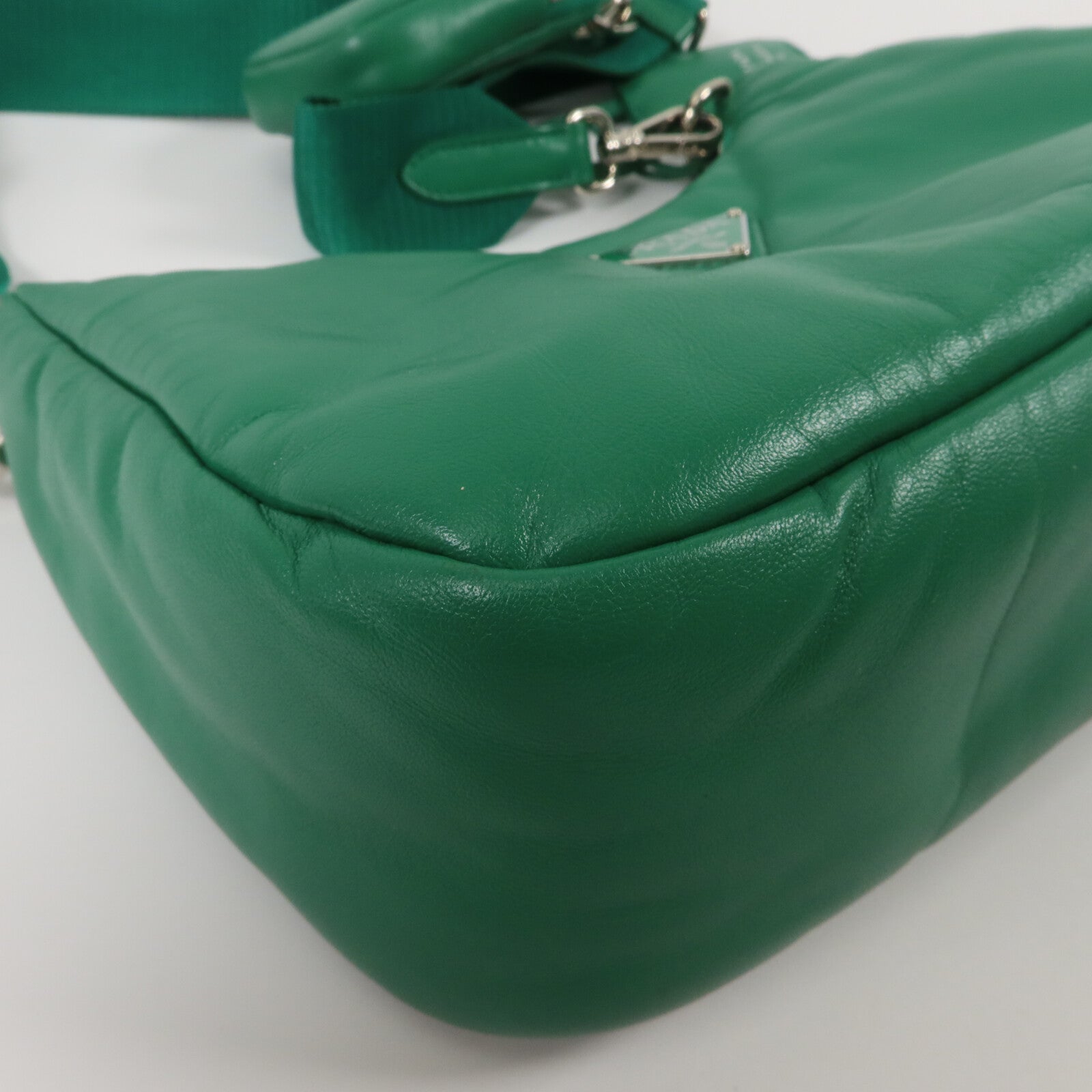 PRADA 羊皮皮革Shoulder Bag (Re-Edition 2005)手挽肩背兩用袋