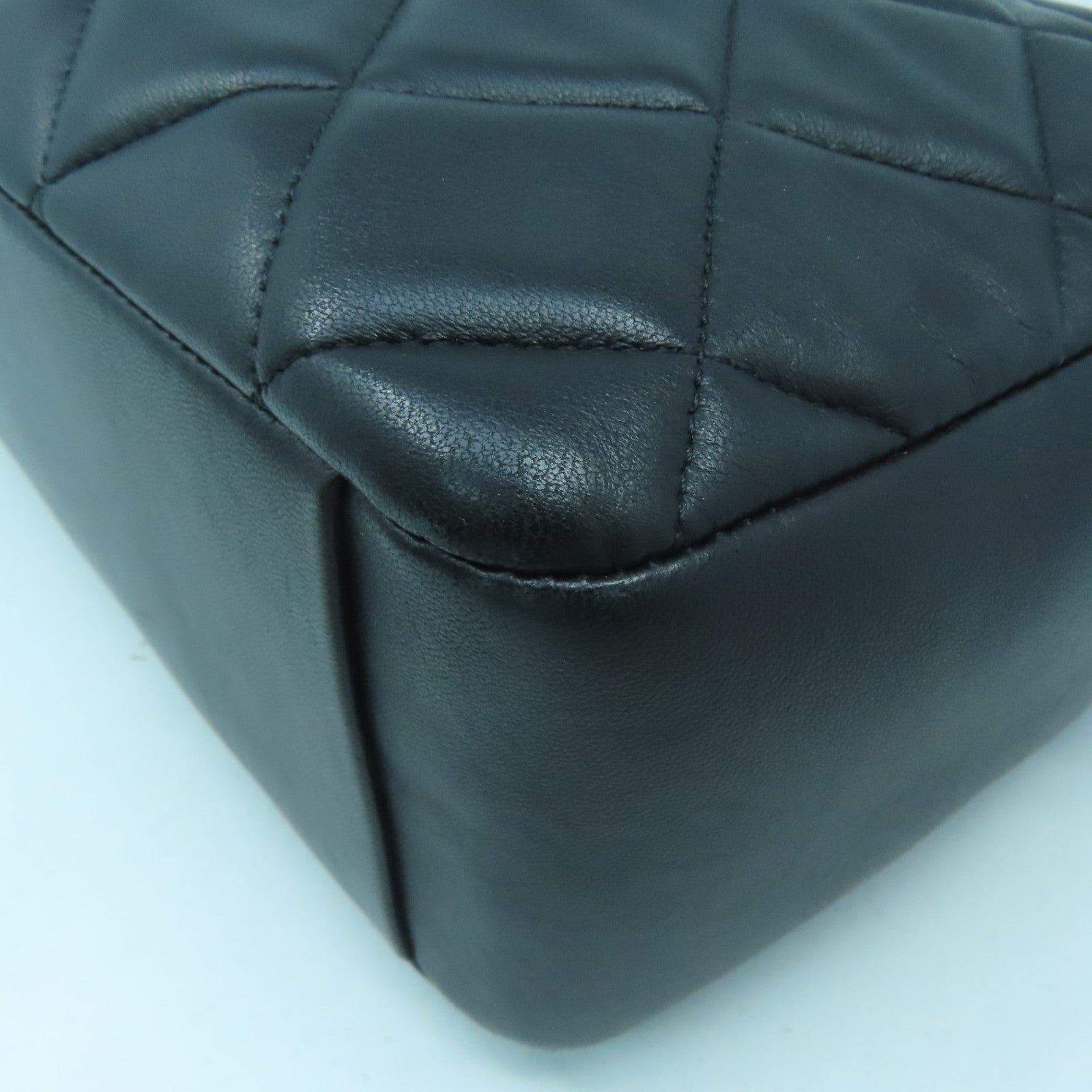 CHANEL 【激減優惠】菱格羊皮皮革Chain Shoulder金扣鏈帶肩背袋黑色