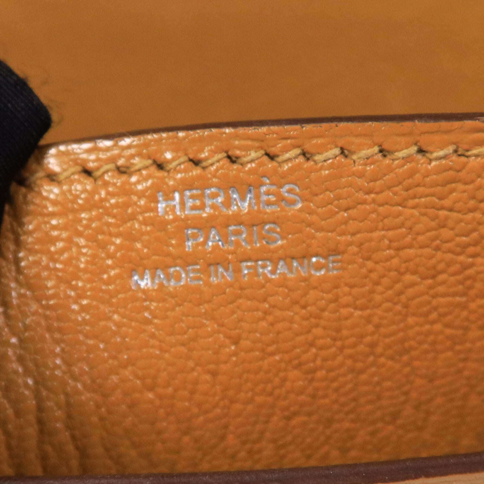 HERMES Chevre皮革Verrou Mini肩背袋Caramel
