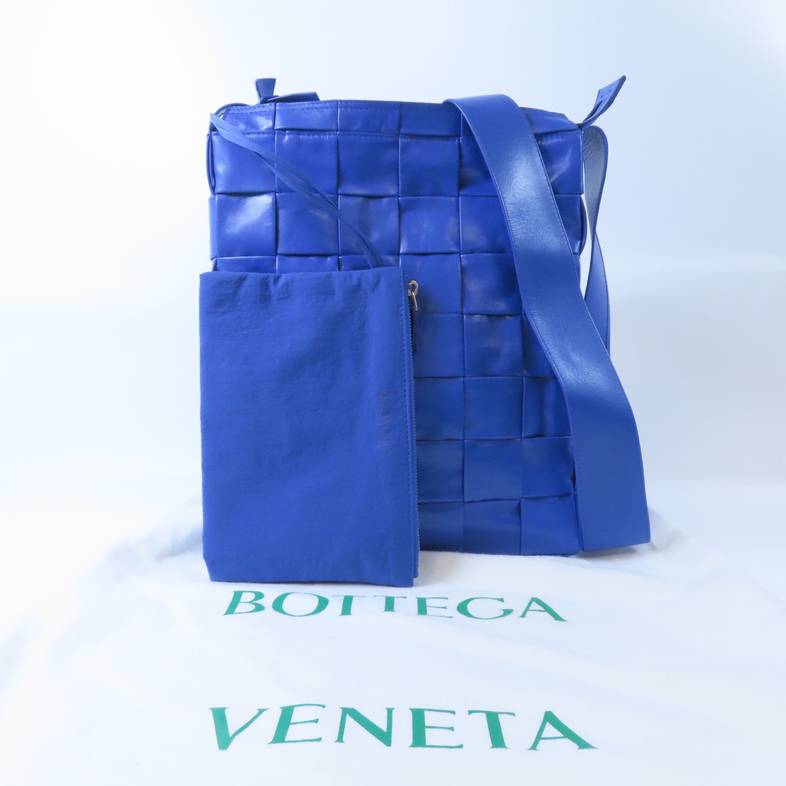 BOTTEGA VENETA 牛皮皮革Shoulder Bag銀扣肩背袋藍色