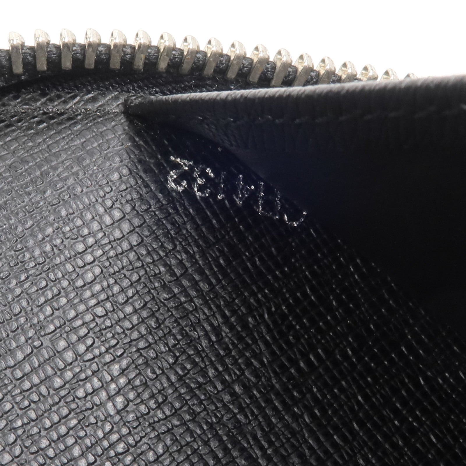 LOUIS VUITTON Damier Graphite Zippy Organizer長錢包