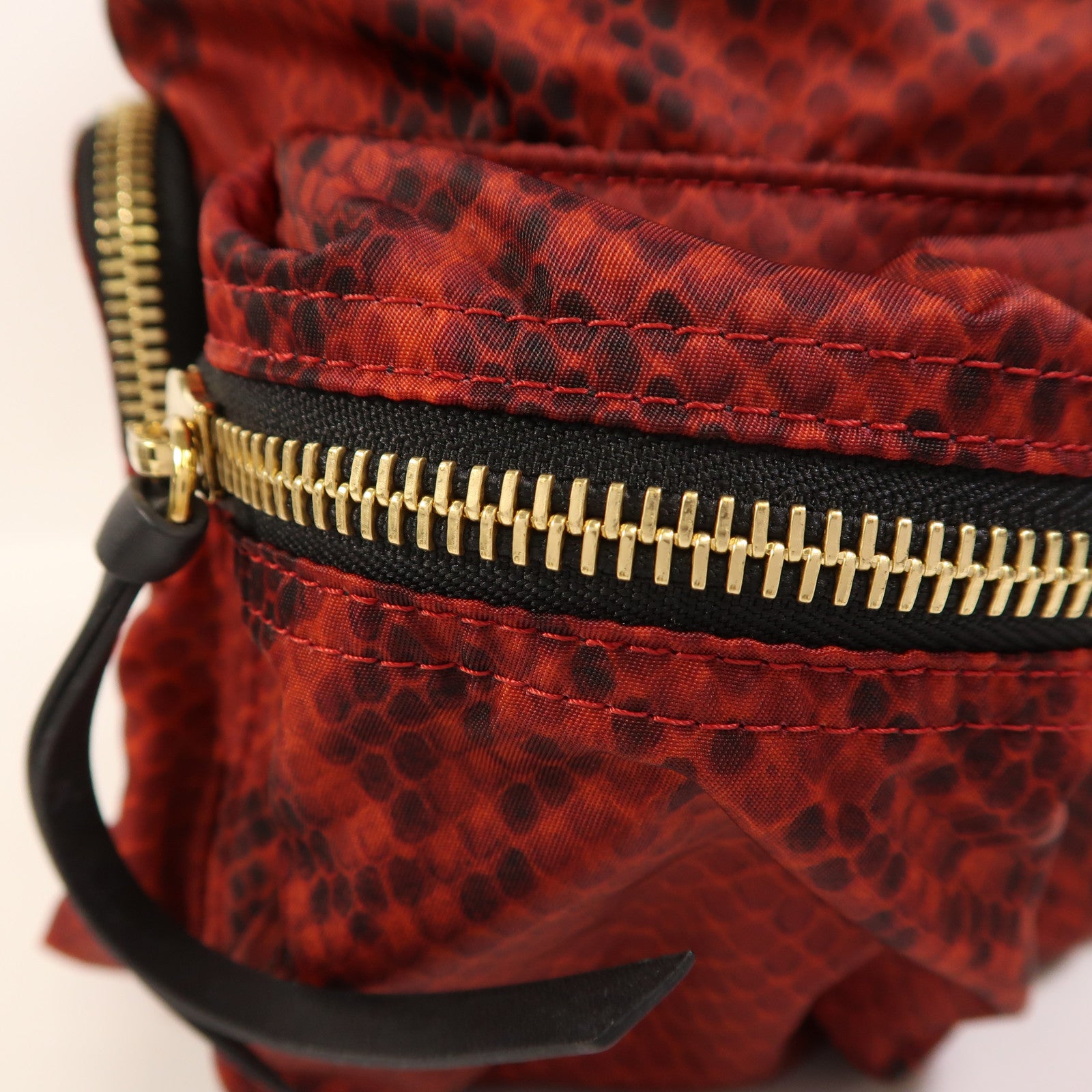 BURBERRY 尼龍Backpack金扣背包