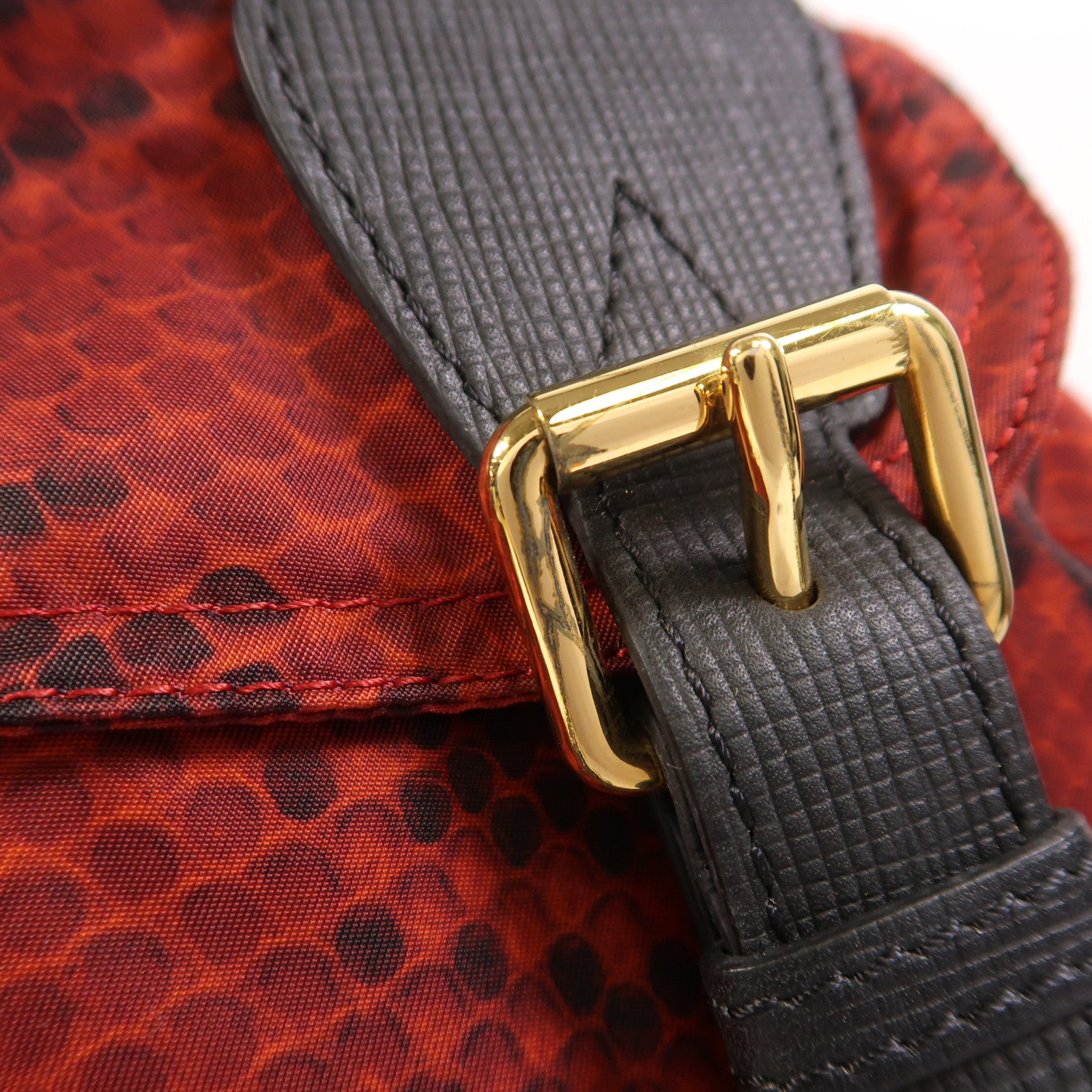 BURBERRY 尼龍Backpack金扣背包