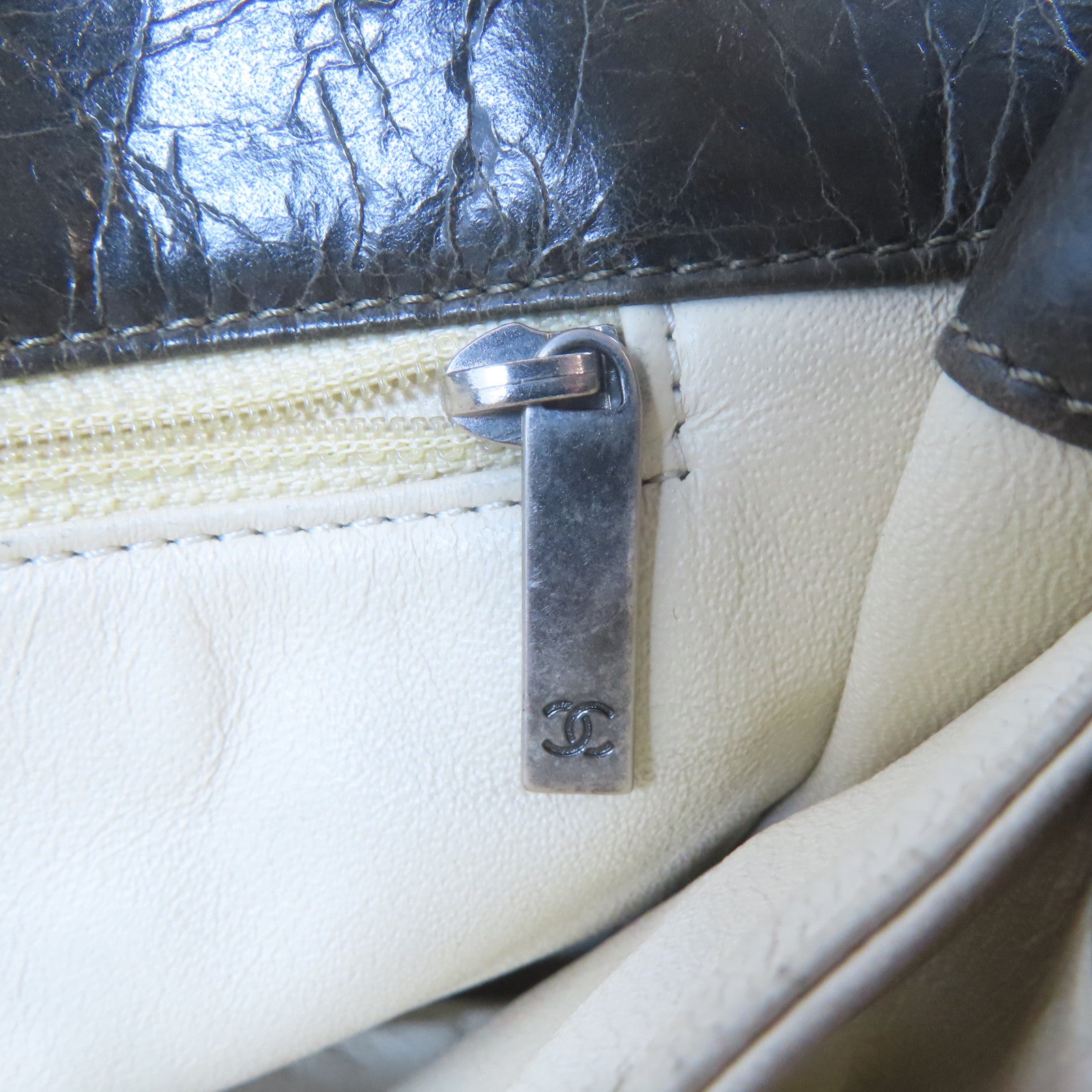 CHANEL 菱格牛皮皮革Chain Shoulder銀扣鏈帶肩背袋啡色