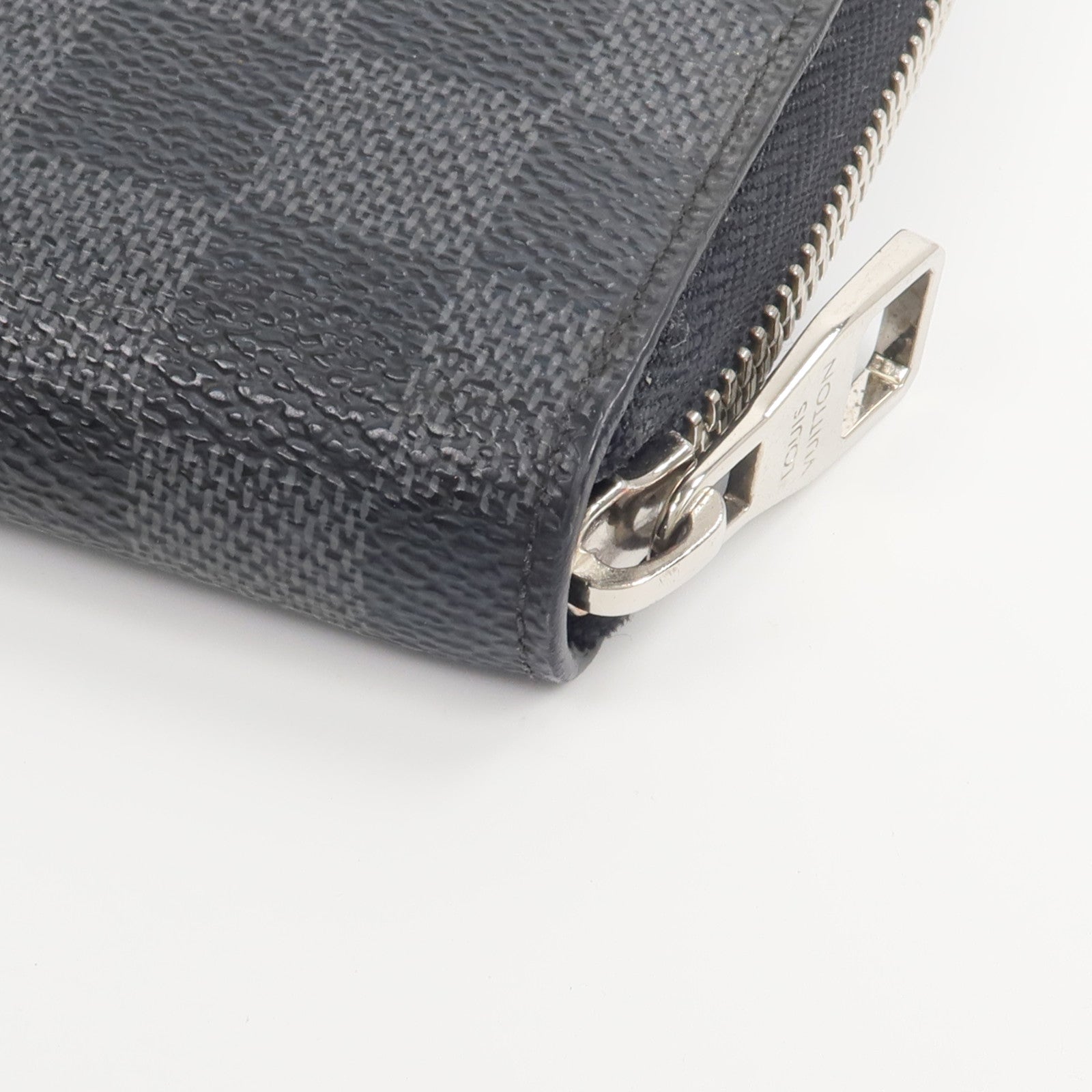 LOUIS VUITTON Damier Graphite Zippy Organizer長錢包