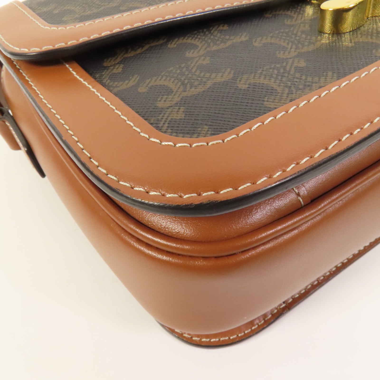 CELINE 塗層帆布/牛皮皮革Classique Triomphe Bag金扣肩背袋