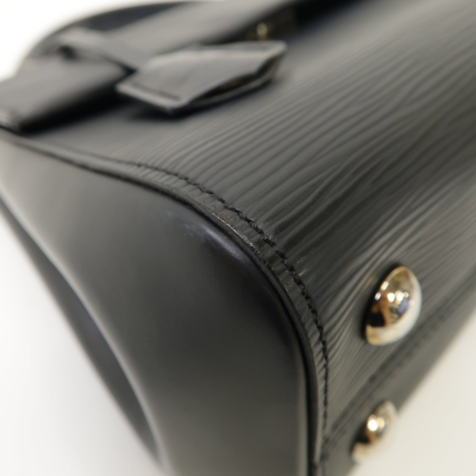 LOUIS VUITTON Epi皮革Cluny BB Shoulder Bag銀扣肩背袋黑色