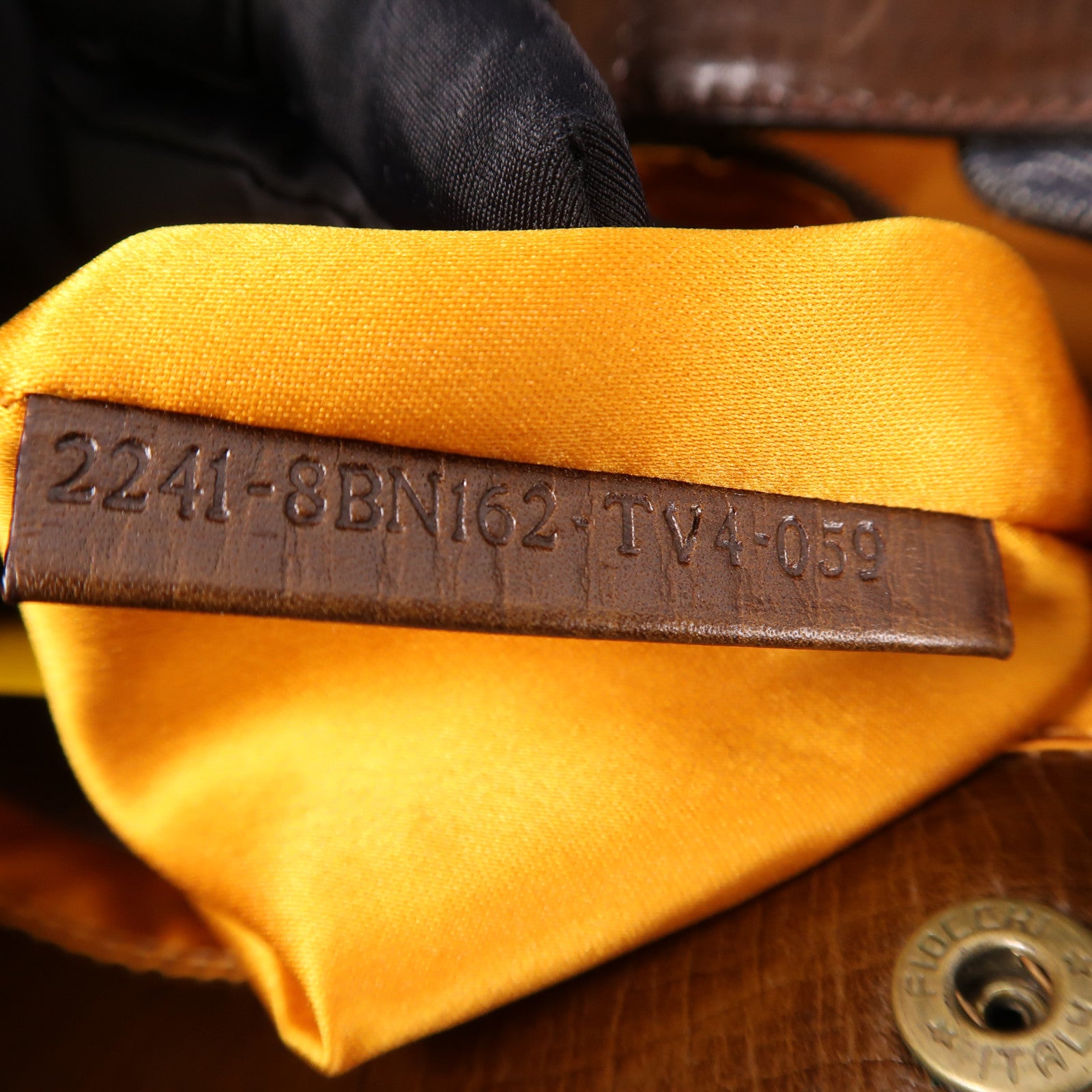 FENDI 帆布Shoulder Bag肩背袋