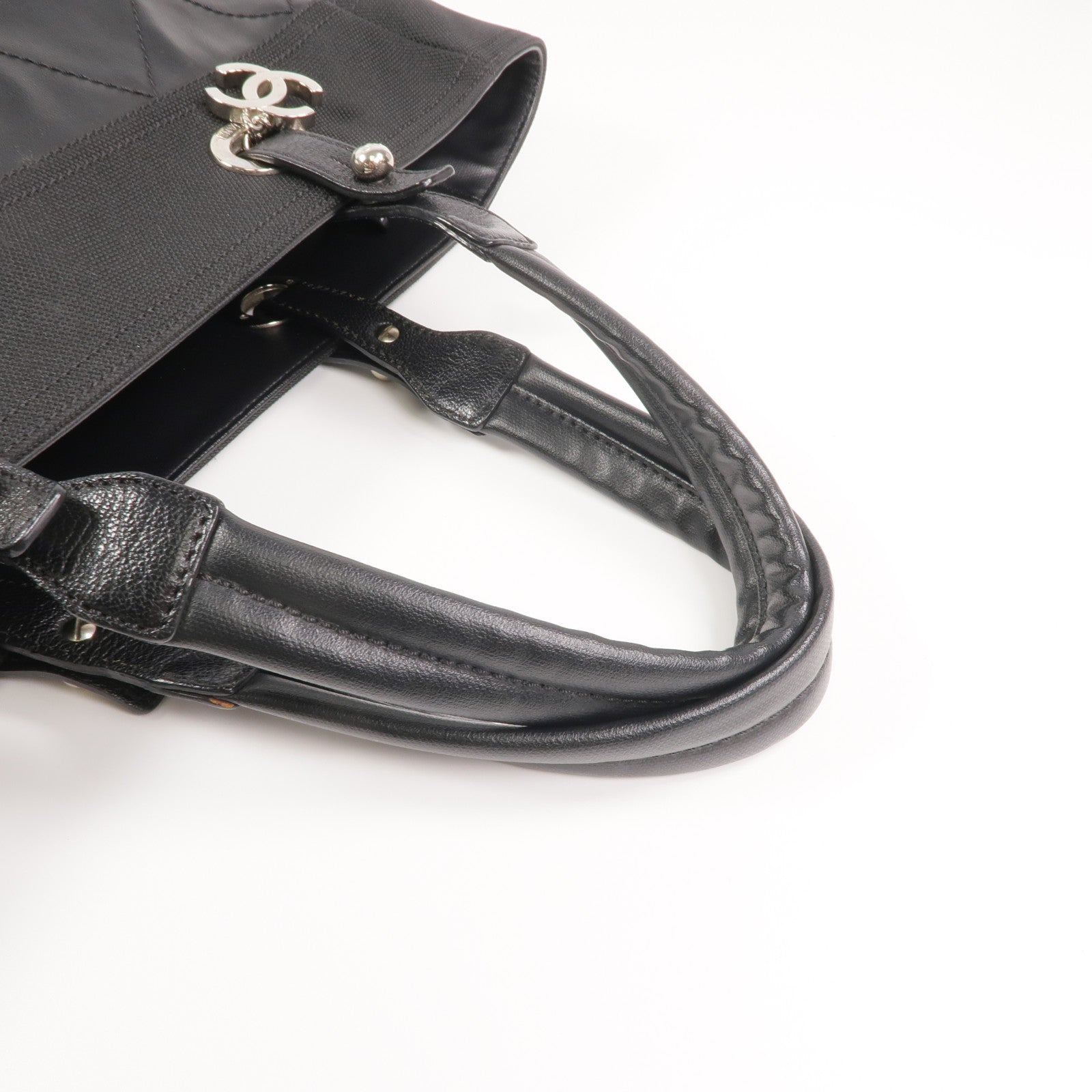 CHANEL 牛皮皮革Tote Bag銀扣手挽袋