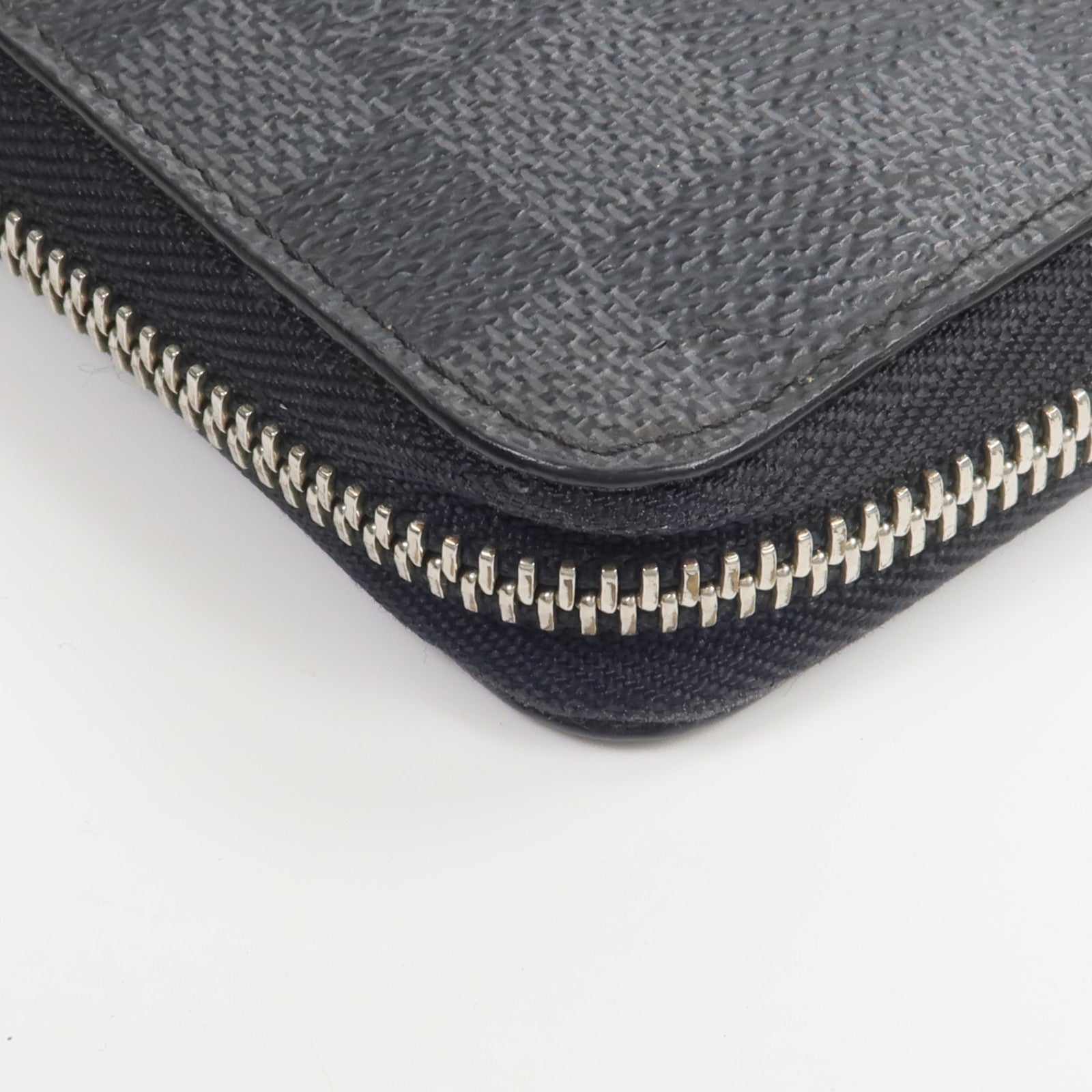 LOUIS VUITTON Damier Graphite Zippy Organizer長錢包