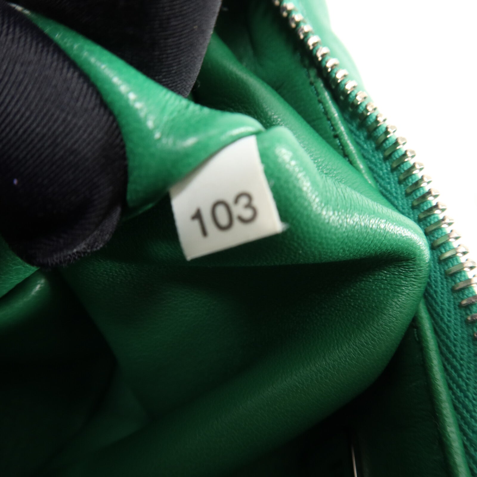 PRADA 羊皮皮革Shoulder Bag (Re-Edition 2005)手挽肩背兩用袋