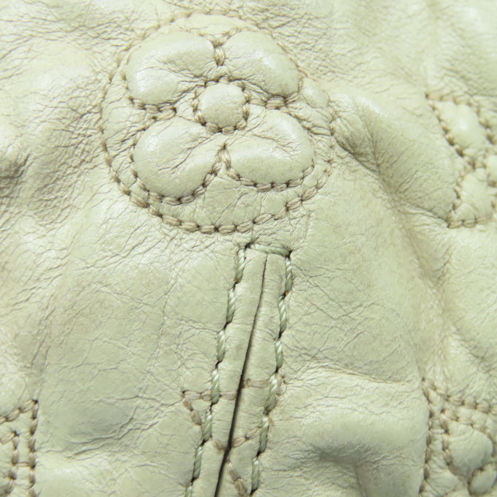 LOUIS VUITTON 【清倉大減價】Monogram Olympe Nimbus GM金扣肩背袋米色