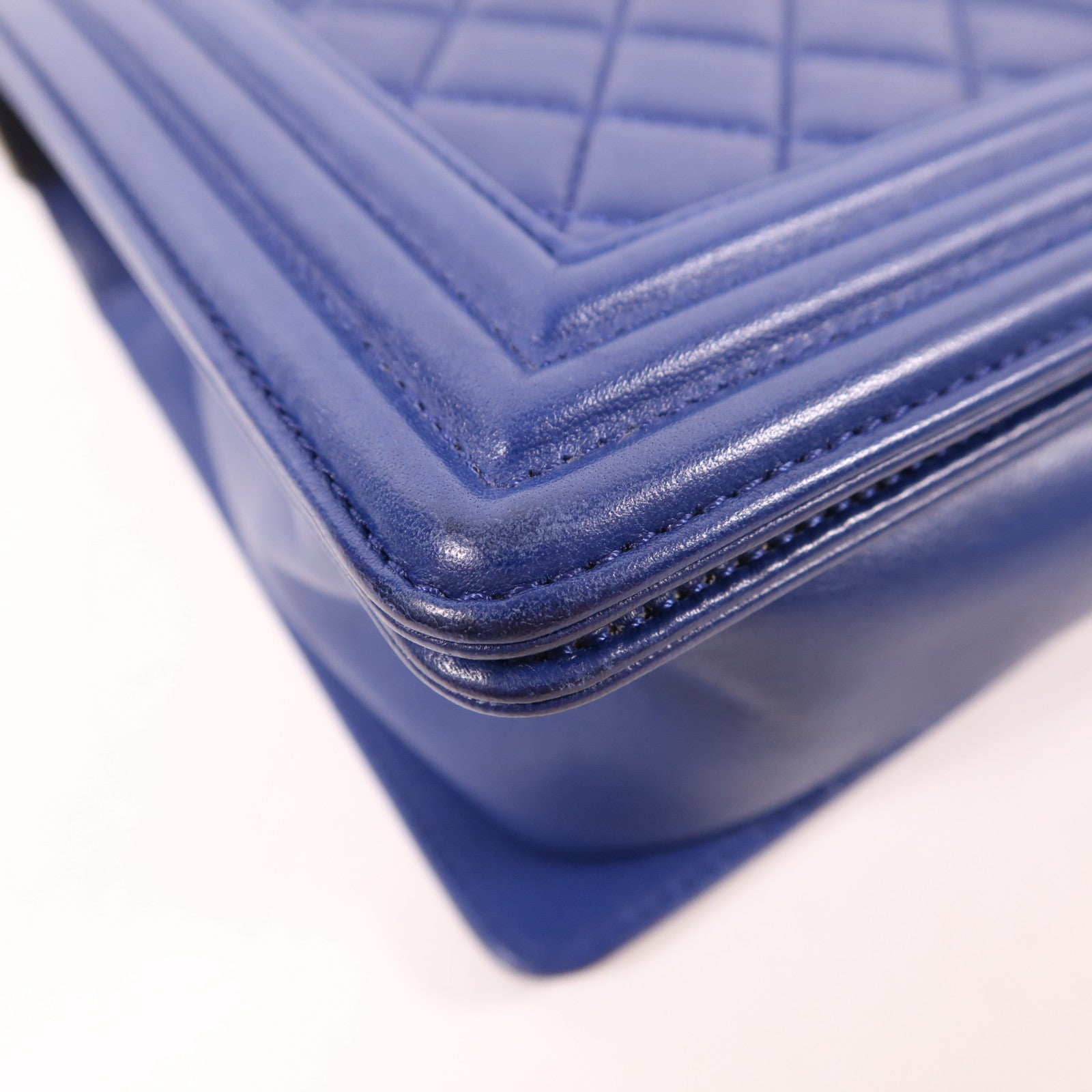 CHANEL 羊皮皮革Boy 28鏈帶肩背袋