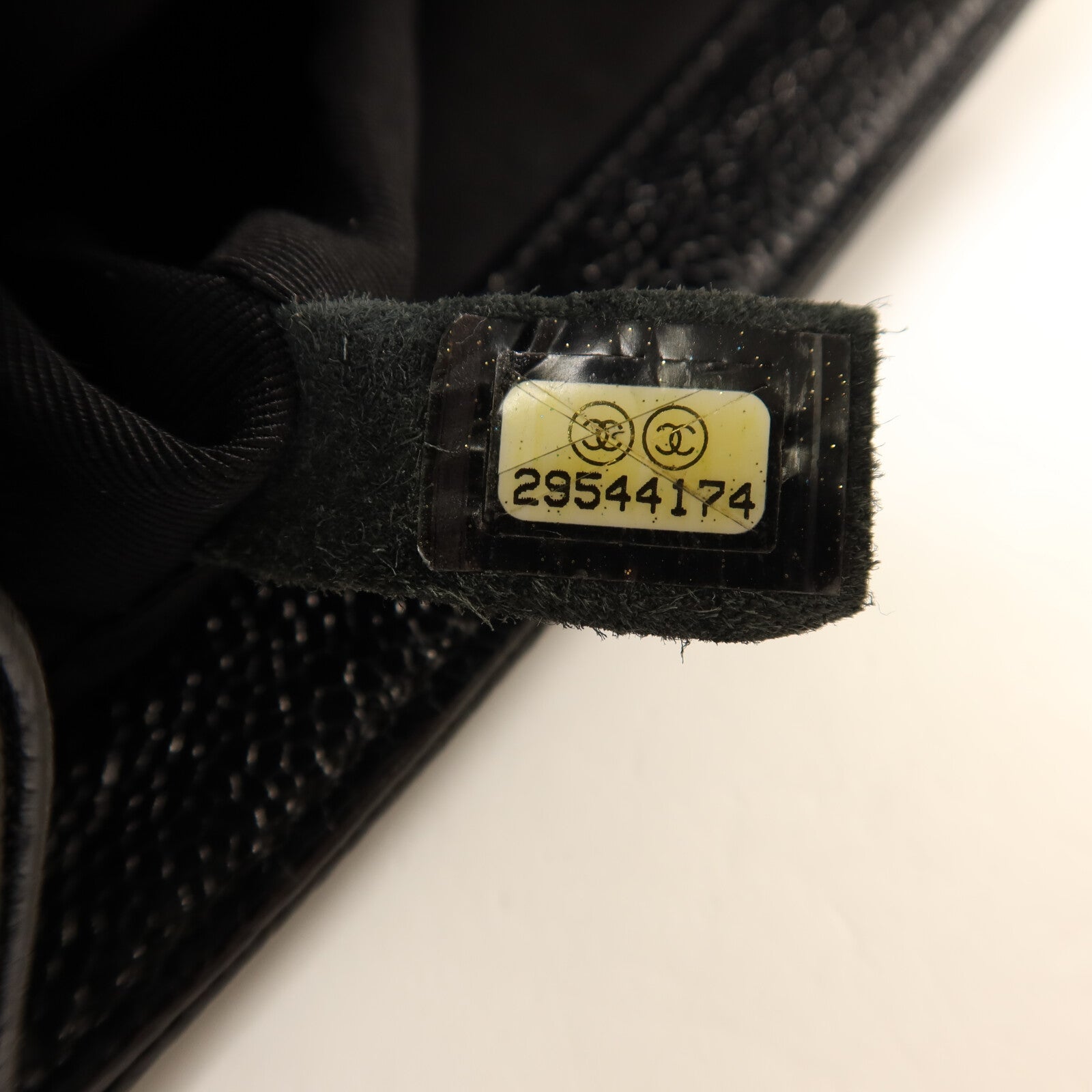 CHANEL 牛皮皮革Boy 20銀扣鏈帶肩背袋