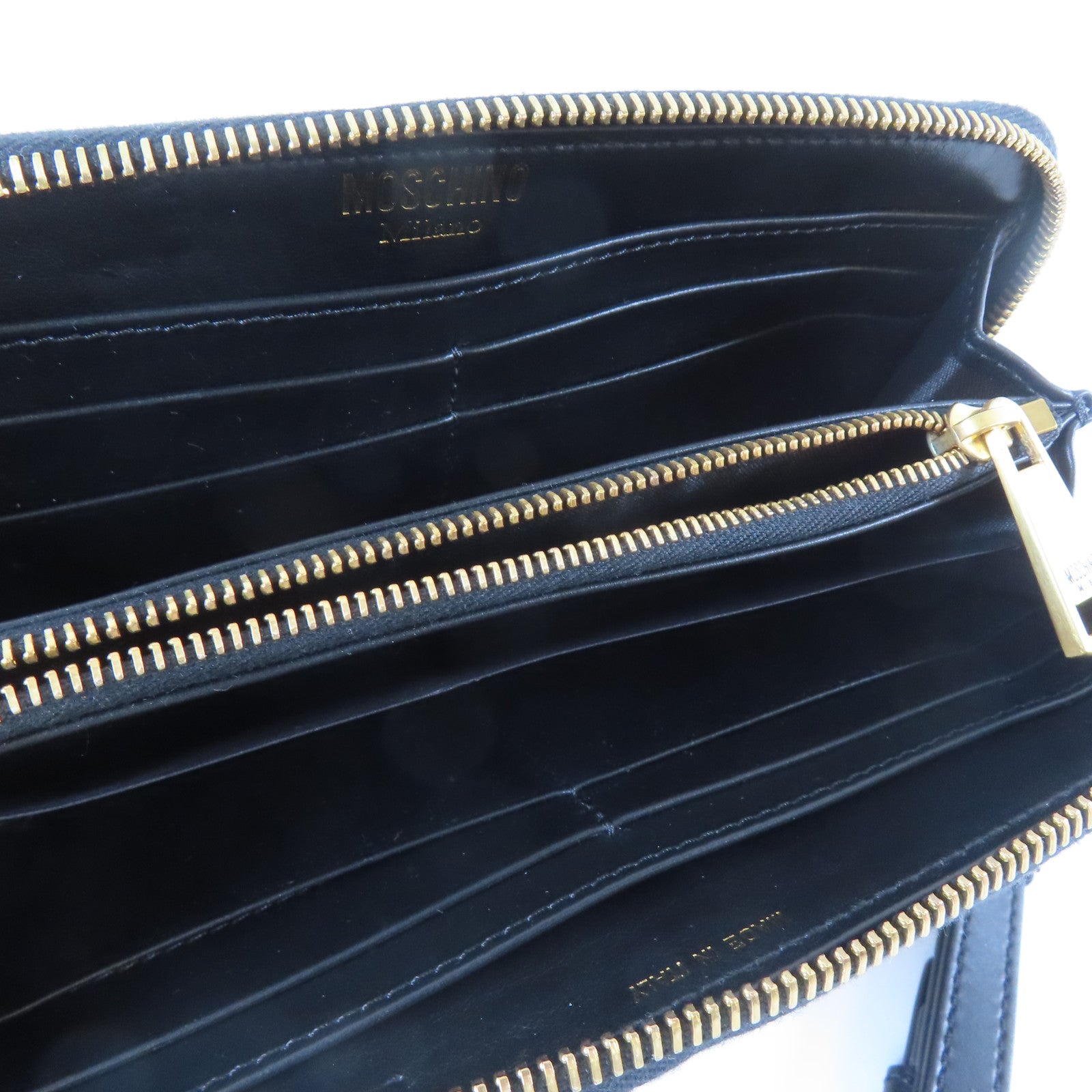 MOSCHINO 牛皮皮革Long wallet金扣長錢包黑色