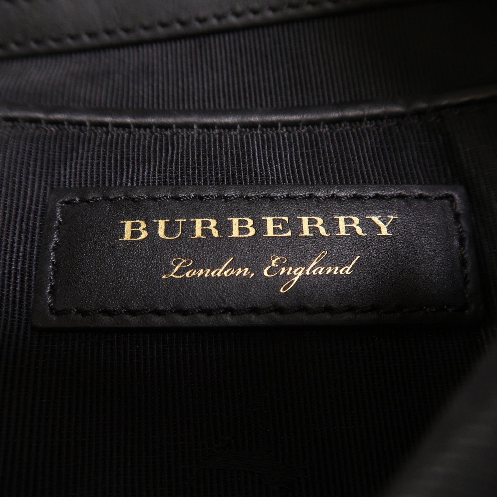 BURBERRY 尼龍Backpack金扣背包