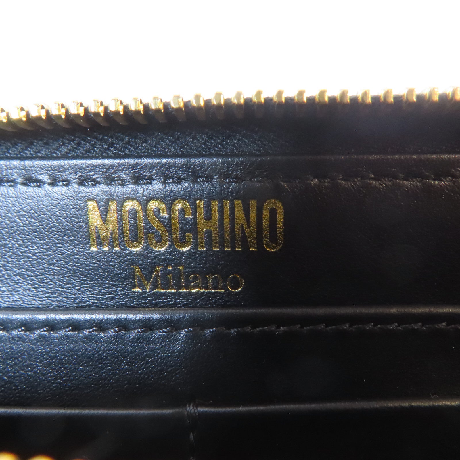 MOSCHINO 牛皮皮革Long wallet金扣長錢包黑色