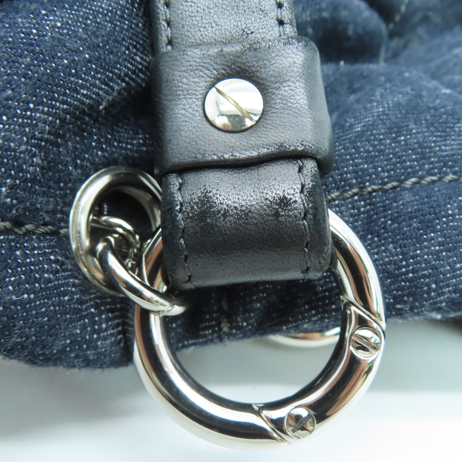CHANEL 菱格牛仔布Shoulder Bag银扣肩背袋蓝色