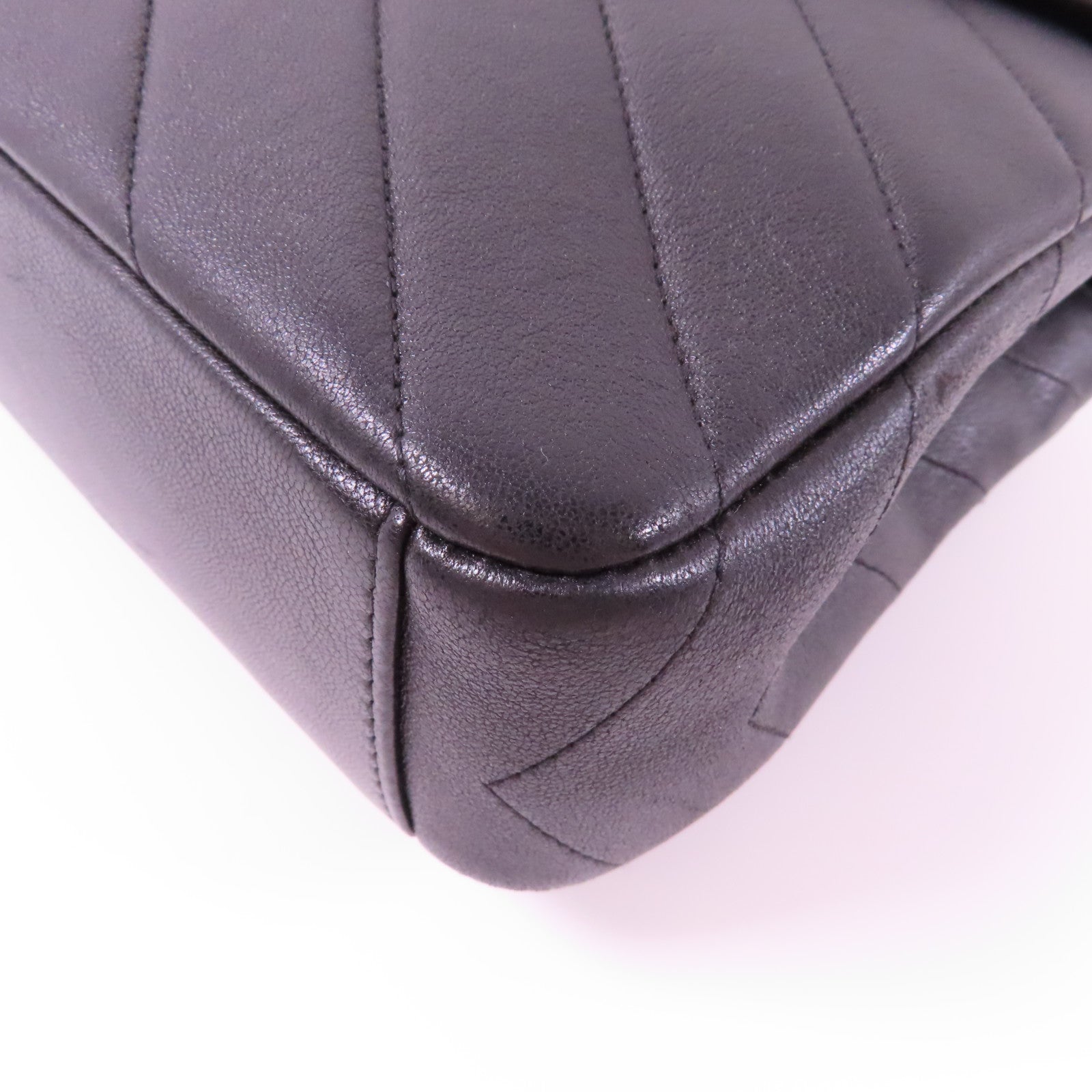 CHANEL 斜紋牛皮皮革Chain Shoulder金扣鏈帶肩背袋黑色