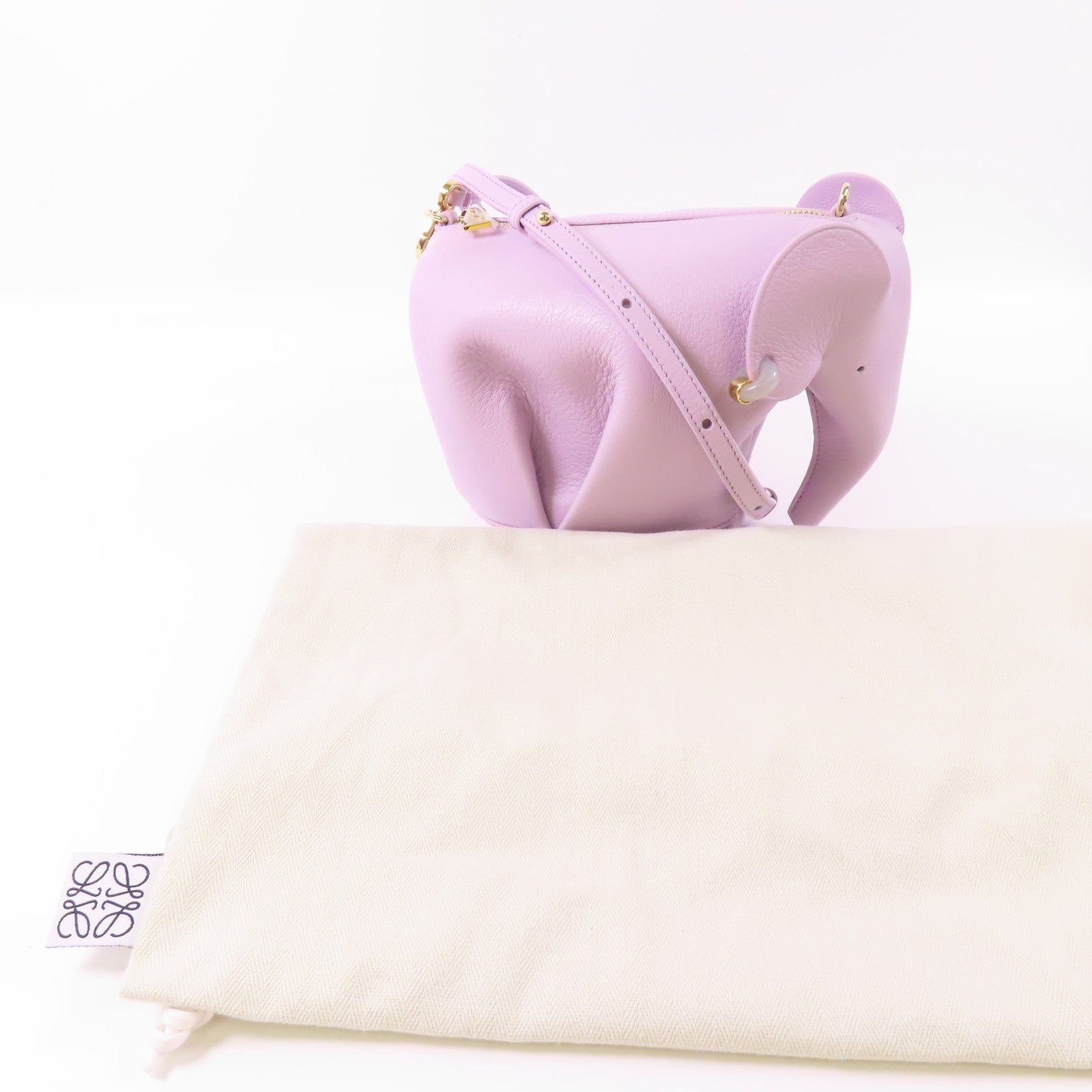 LOEWE 牛皮皮革Elephant Bag金扣肩背袋