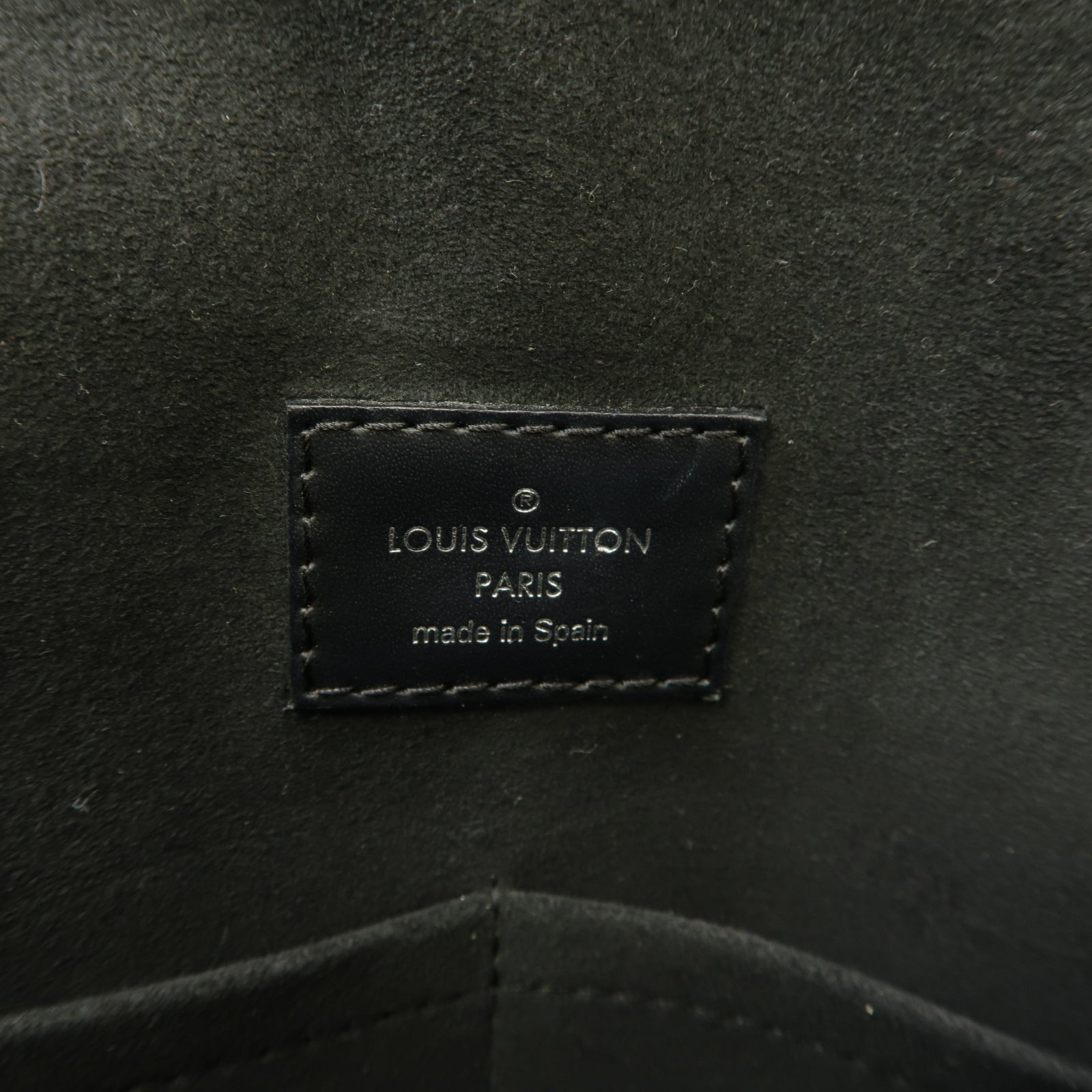 LOUIS VUITTON Epi皮革Cluny BB Shoulder Bag銀扣肩背袋黑色