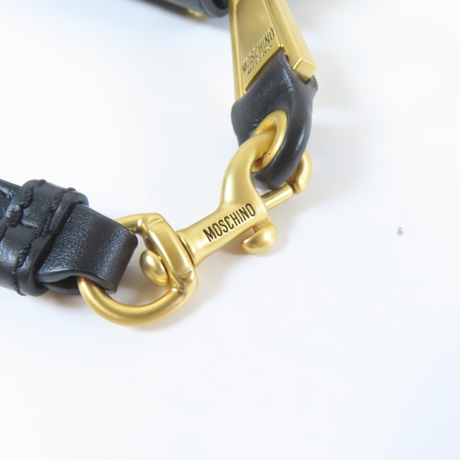 MOSCHINO 牛皮皮革Long wallet金扣長錢包黑色