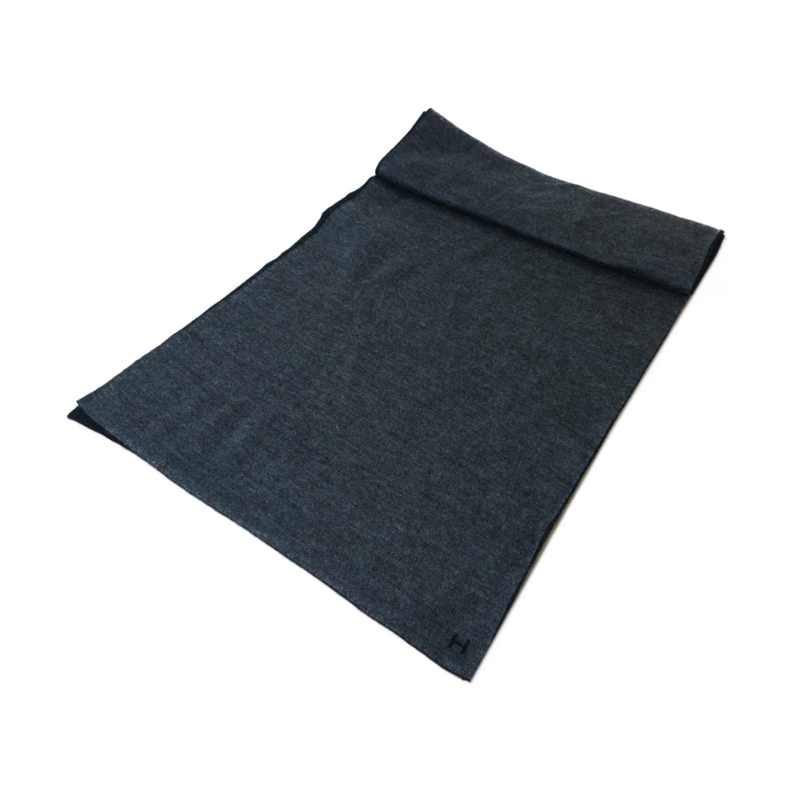 HERMES 【激減優惠】羊絨/絲質Scarf圍巾黑色/灰色