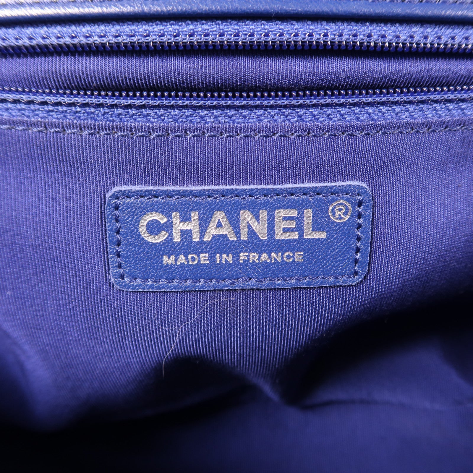 CHANEL 【激減優惠】羊皮皮革Boy 28鏈帶肩背袋