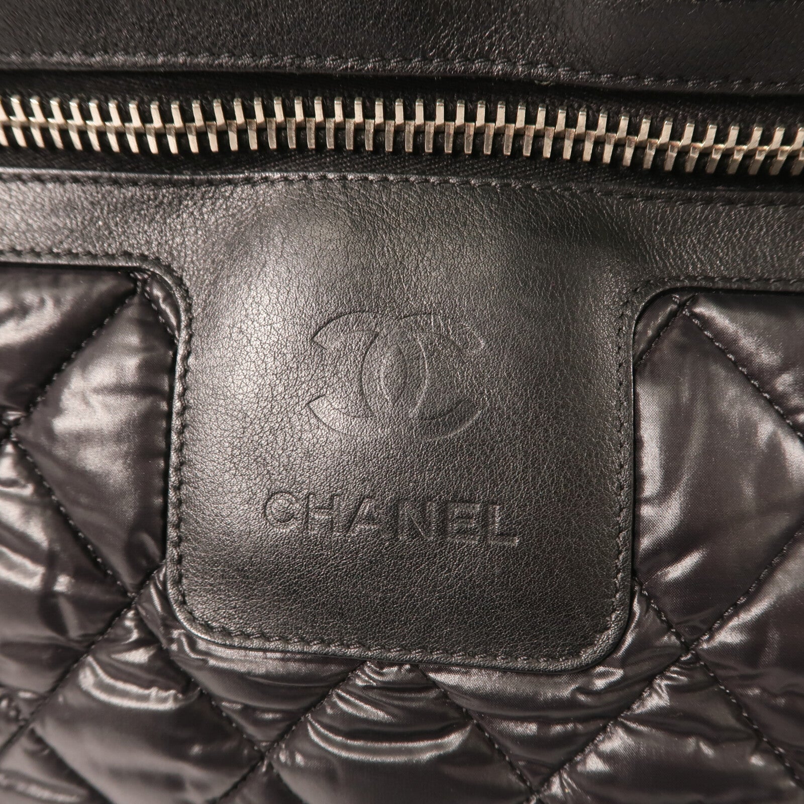 CHANEL 【激減優惠】尼龍Coco Cocoon Tote Bag銀扣手挽袋